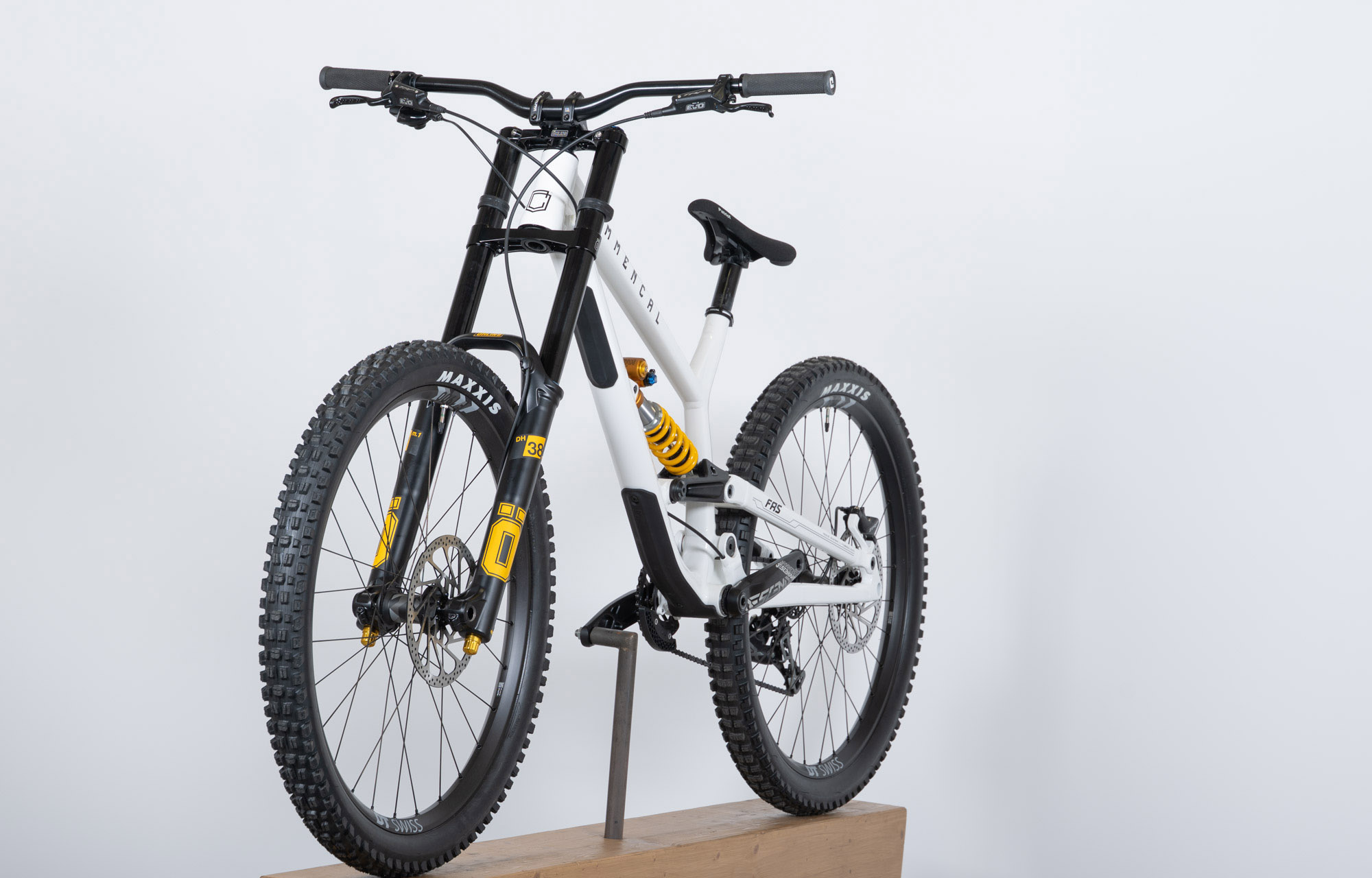 COMMENCAL FRS OHLINS EDITION PURE WHITE - M (24155102) image cover number large 4