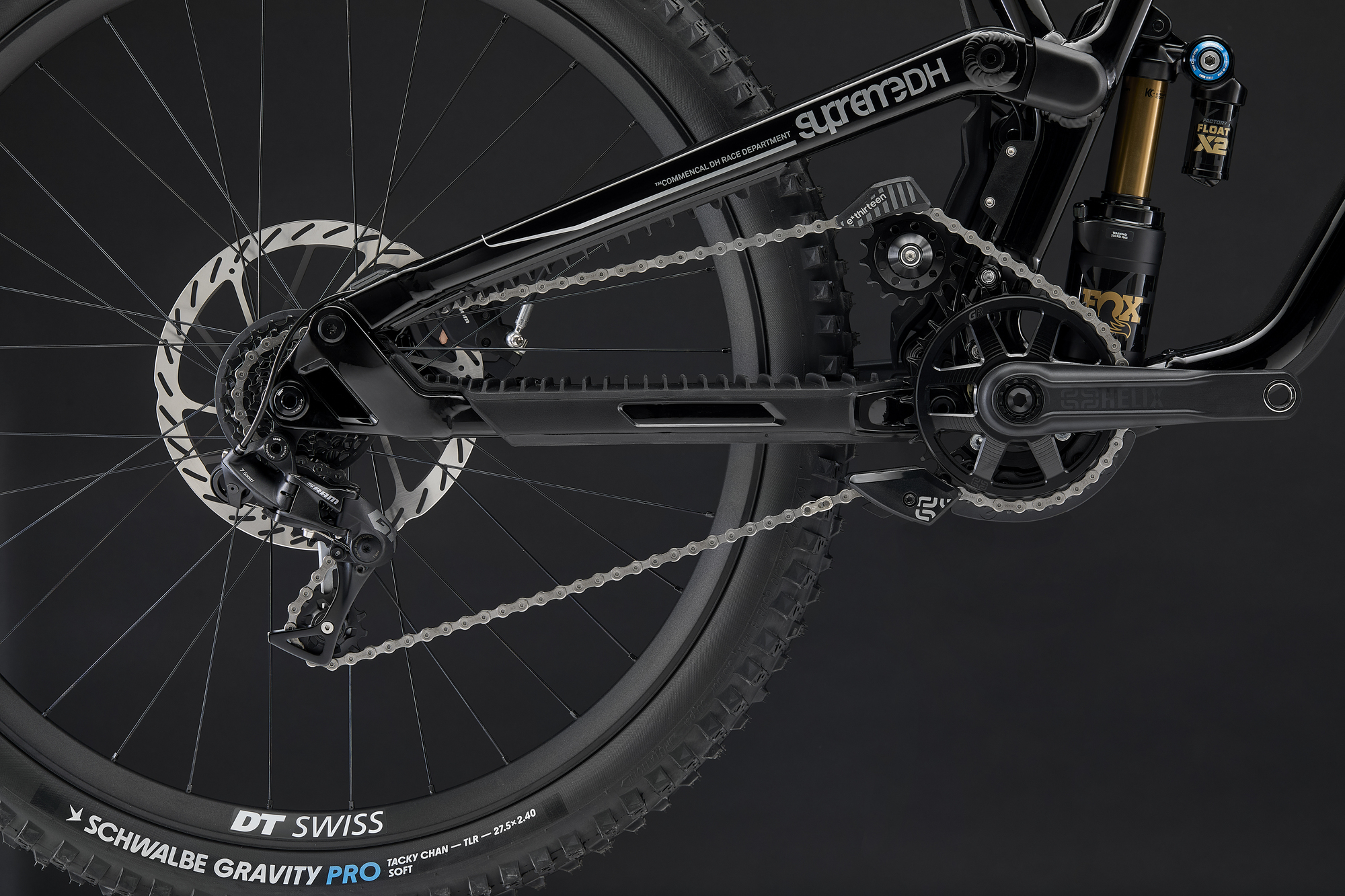 COMMENCAL SUPREME DH V5.2 SIGNATURE PURE BLACK 2027 image large number 5