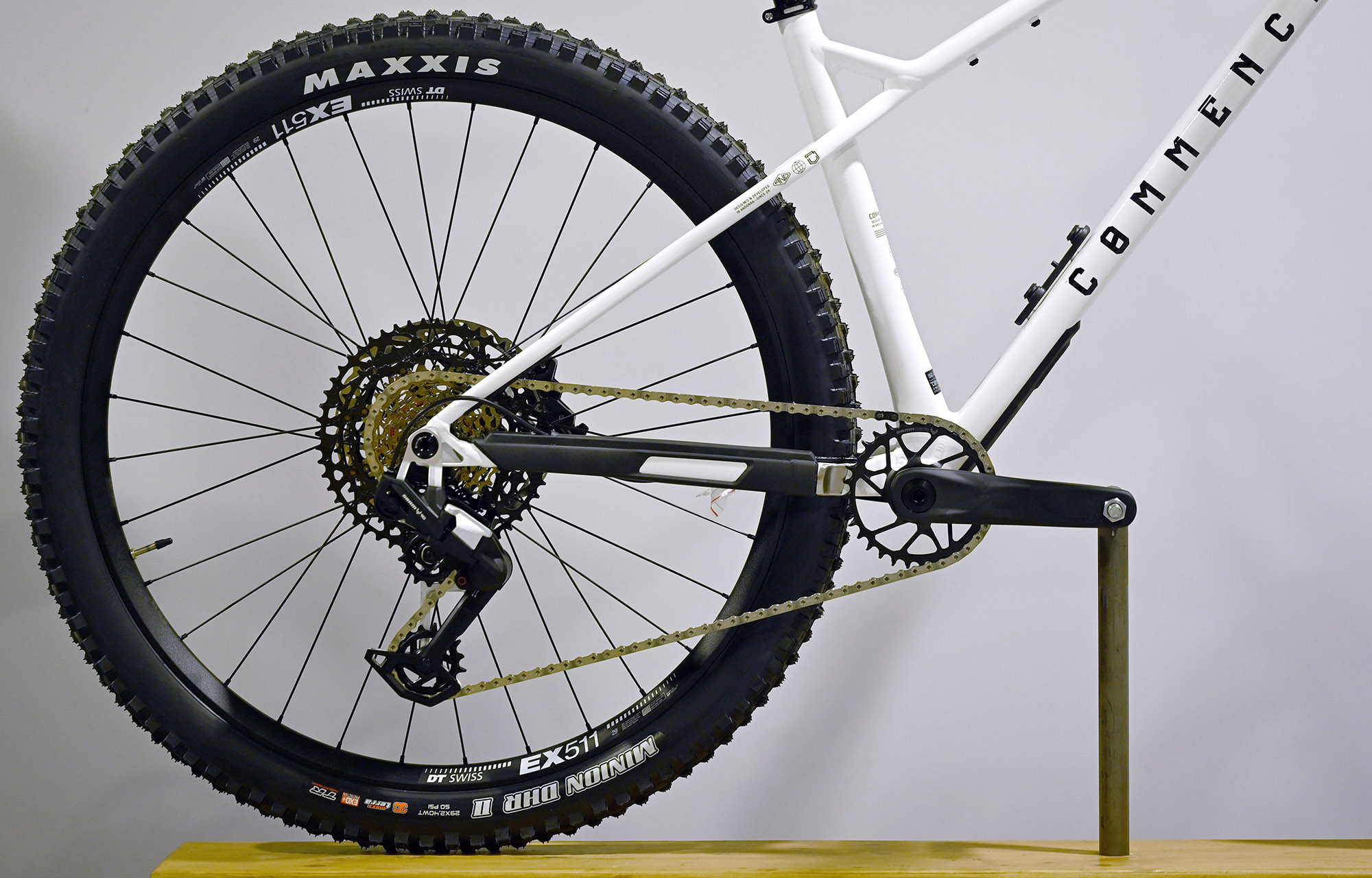 COMMENCAL META HT V3 SIGNATURE PURE WHITE - L (25130503) image cover number large 0