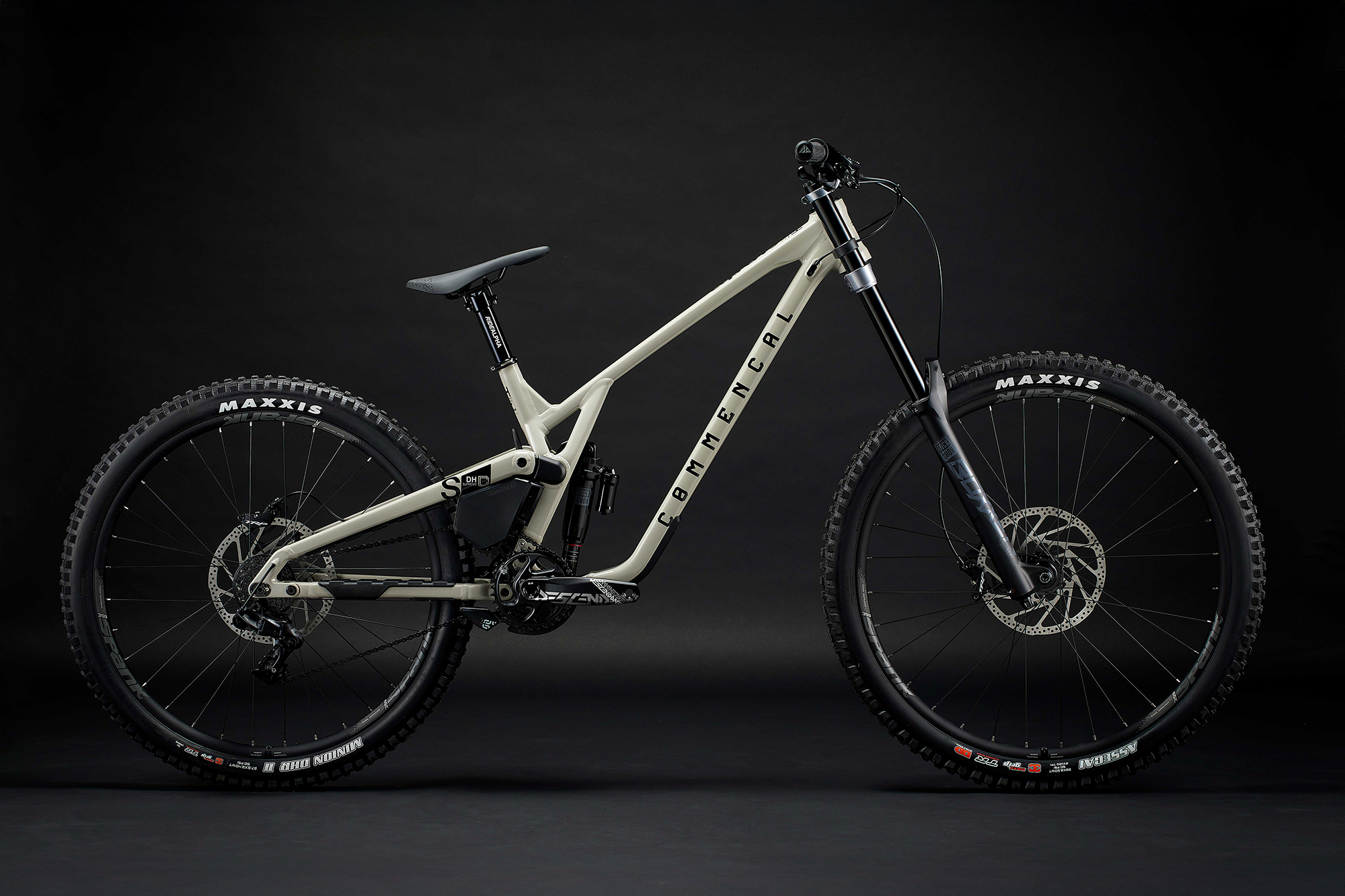 COMMENCAL SUPREME DH V5 RIDE CHALK image cover number large 0