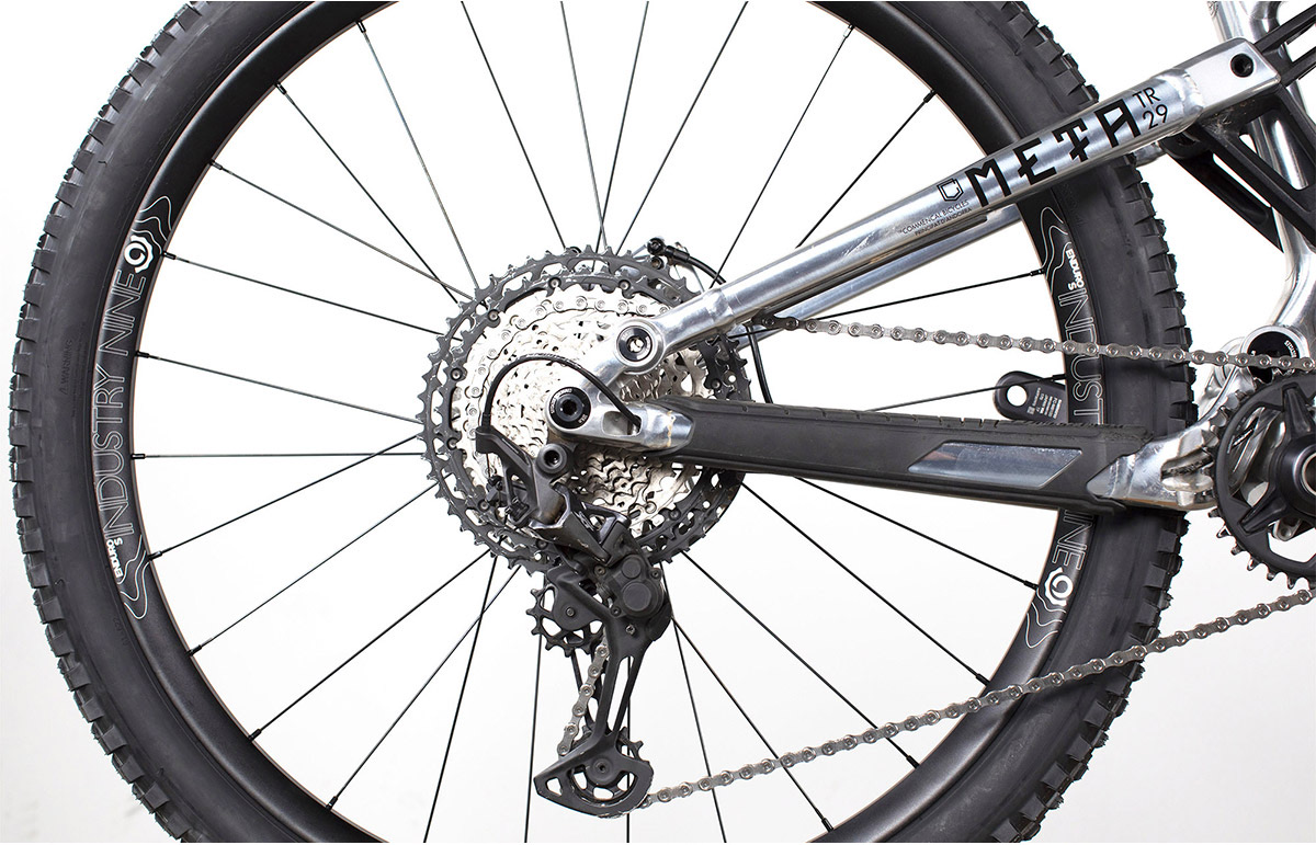 COMMENCAL META TR SIGNATURE HIGH POLISHED ALC (M) image number null