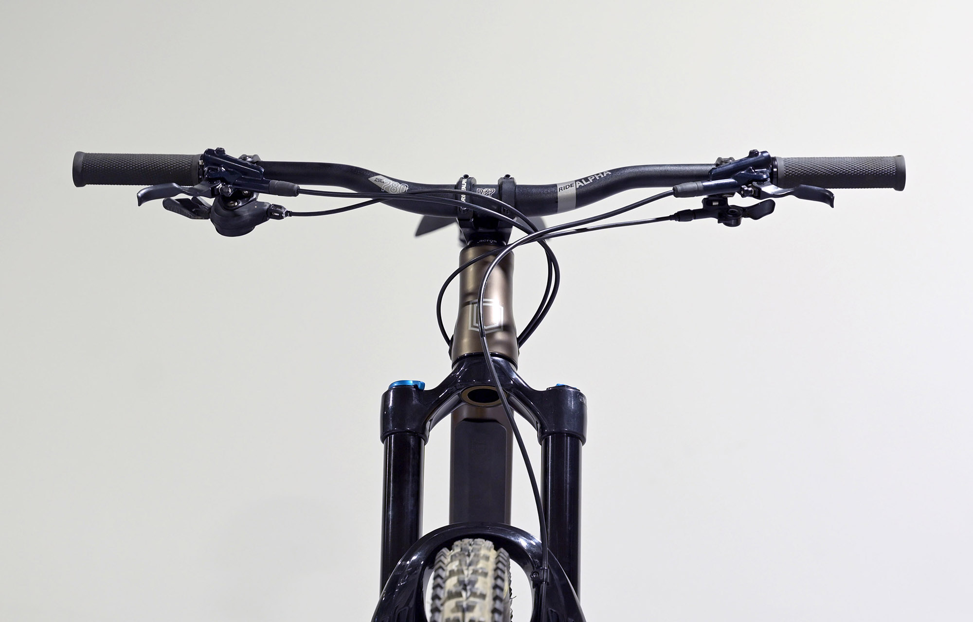 COMMENCAL CLASH ESSENTIAL FROZEN BROWN - M (22134502) image cover number large 3