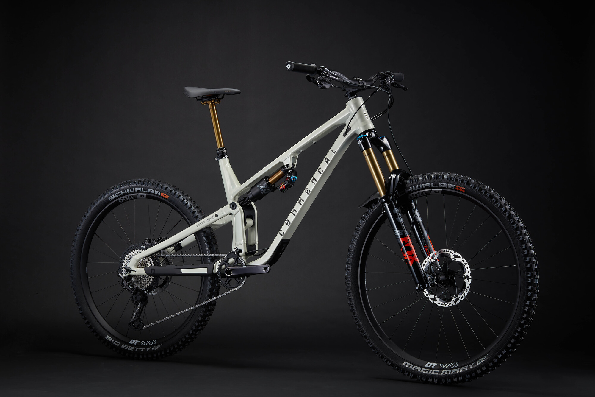 COMMENCAL META SX V5 SIGNATURE CLEAR SILVER image number null