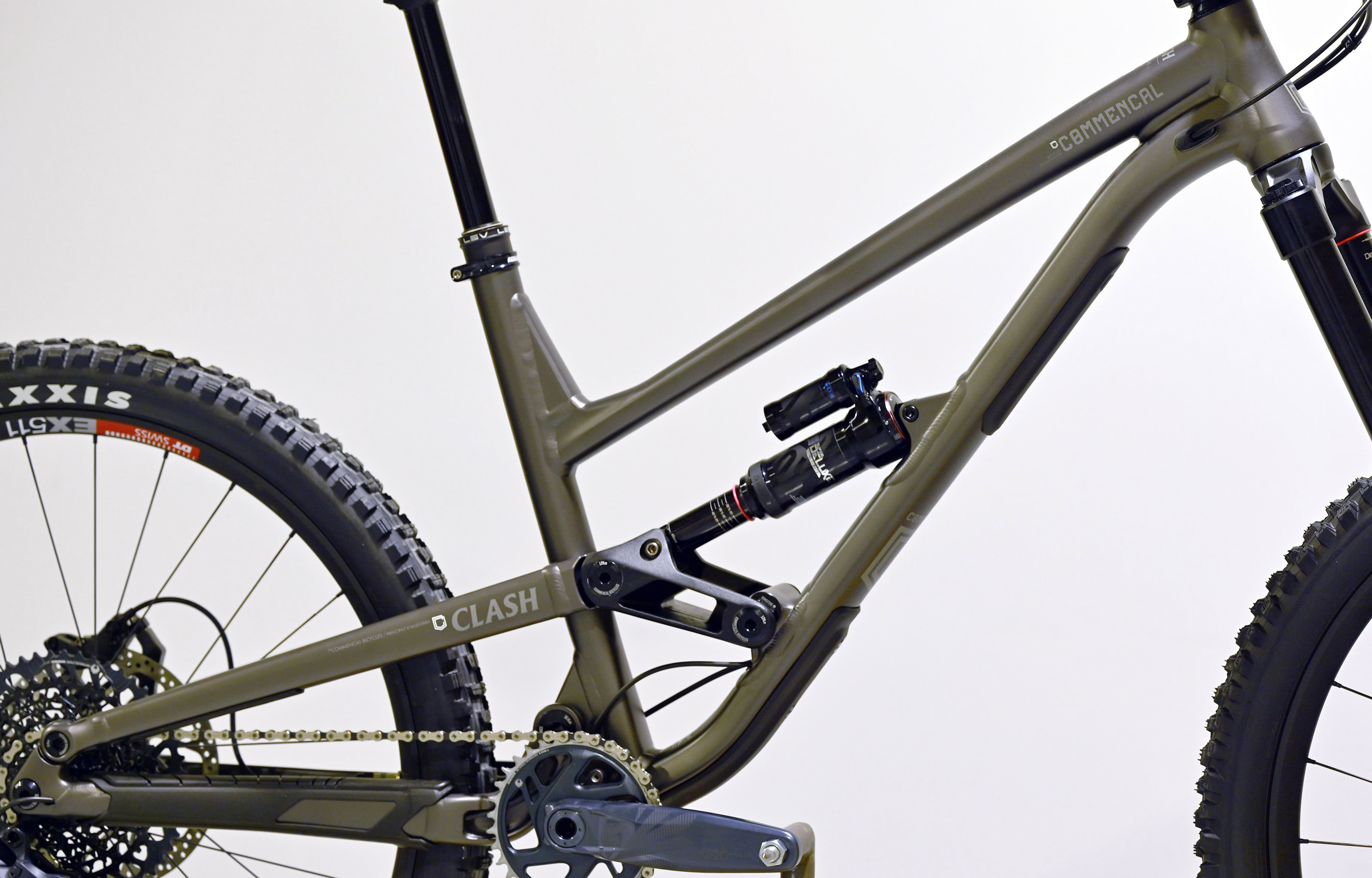 COMMENCAL CLASH RACE DARK SLATE - L (22131503) image number null