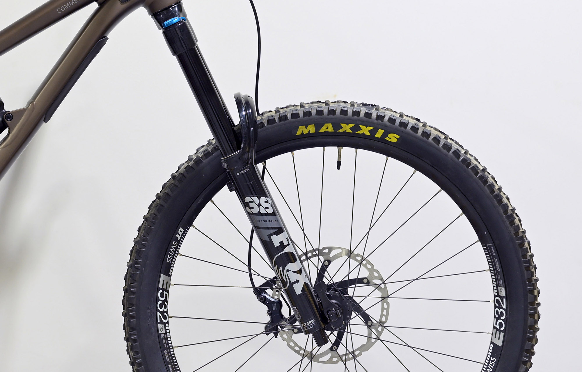 COMMENCAL CLASH ESSENTIAL FROZEN BROWN - M (22134502) image cover number large 1