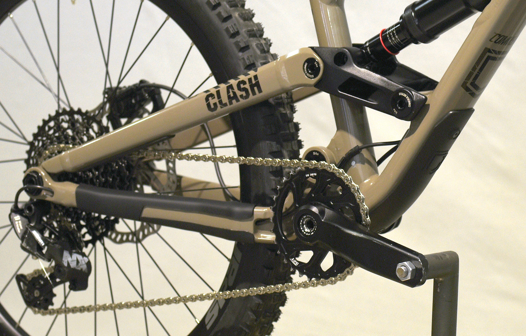 COMMENCAL CLASH 24 V1 DIRT MAXXIS - 24 (21175100) image number null