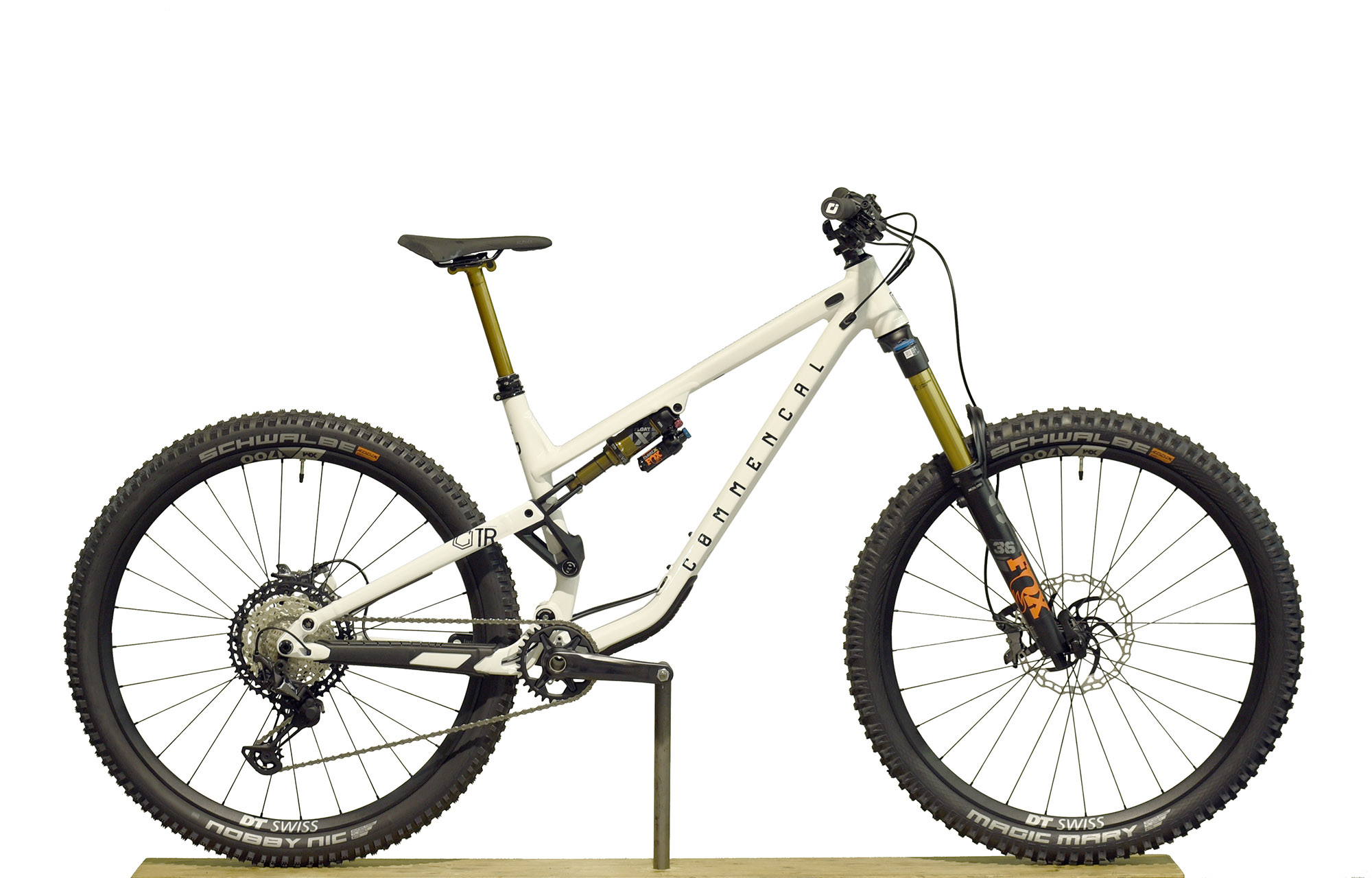 COMMENCAL META TR V4 SIGNATURE PURE WHITE - L (22124203) image number null
