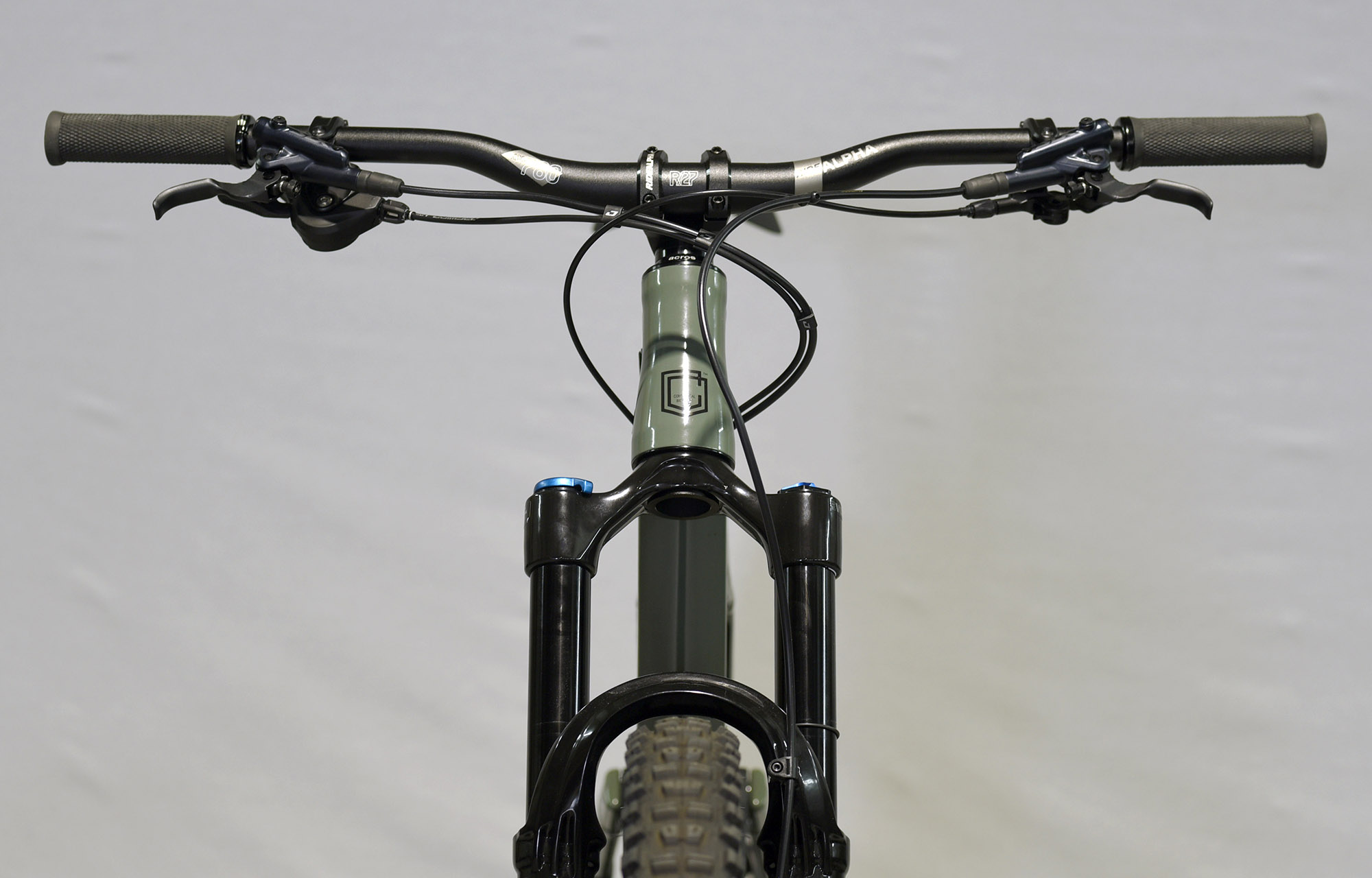 COMMENCAL META TR V4 ESSENTIAL KESWICK GREEN - L (22120303) image number null