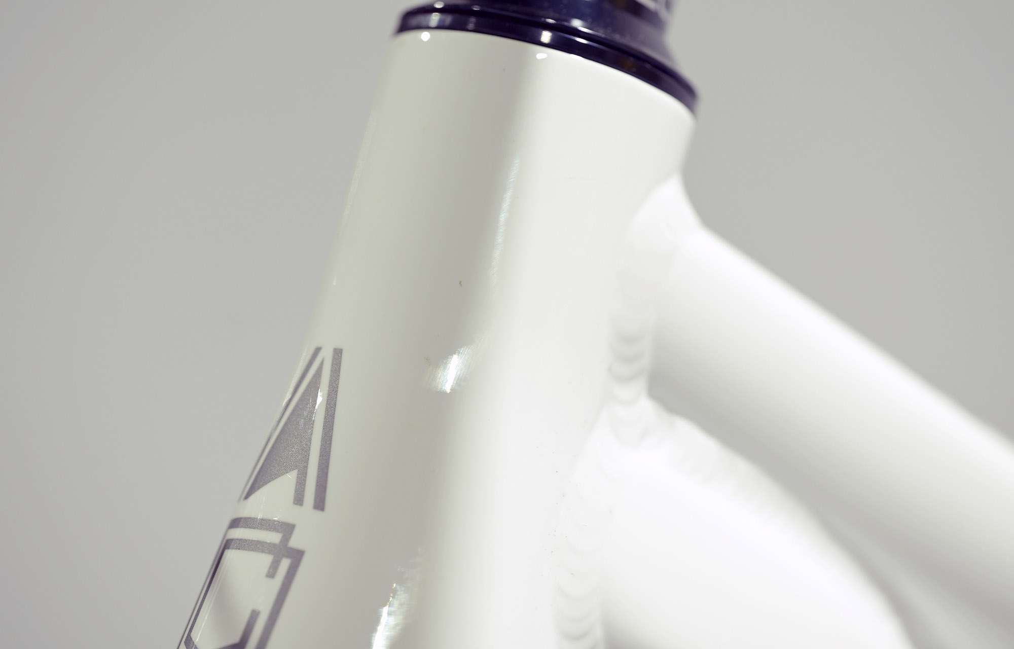 COMMENCAL ABSOLUT PIKE BLACK PURE WHITE - M (24141302) image cover number large 8