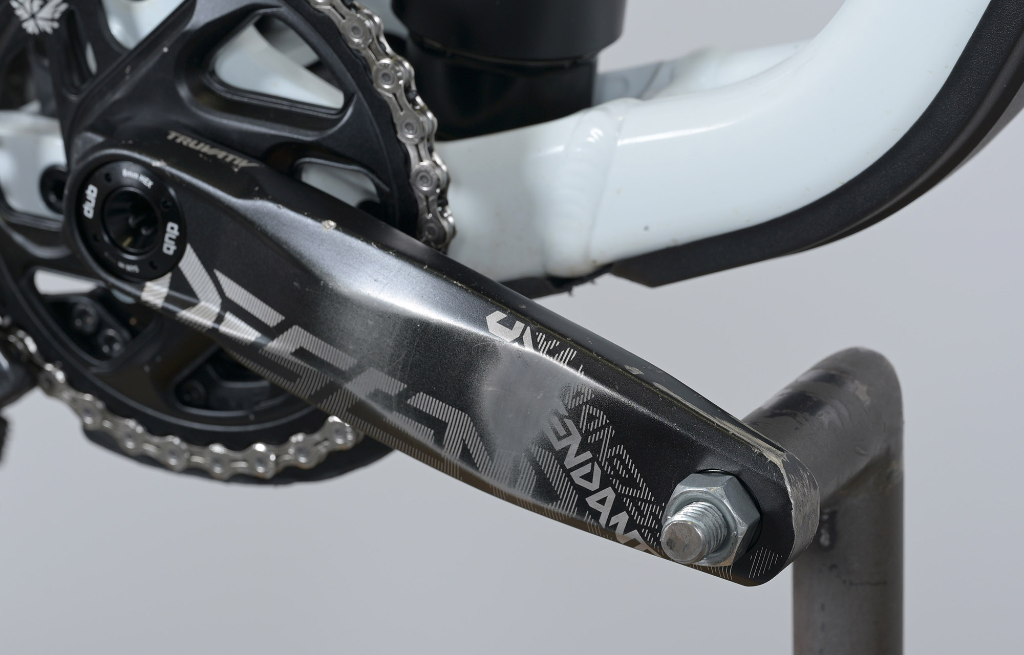 COMMENCAL SUPREME DH V5 SIGNATURE LTD PURE WHITE - M (23151002) image cover number large 6