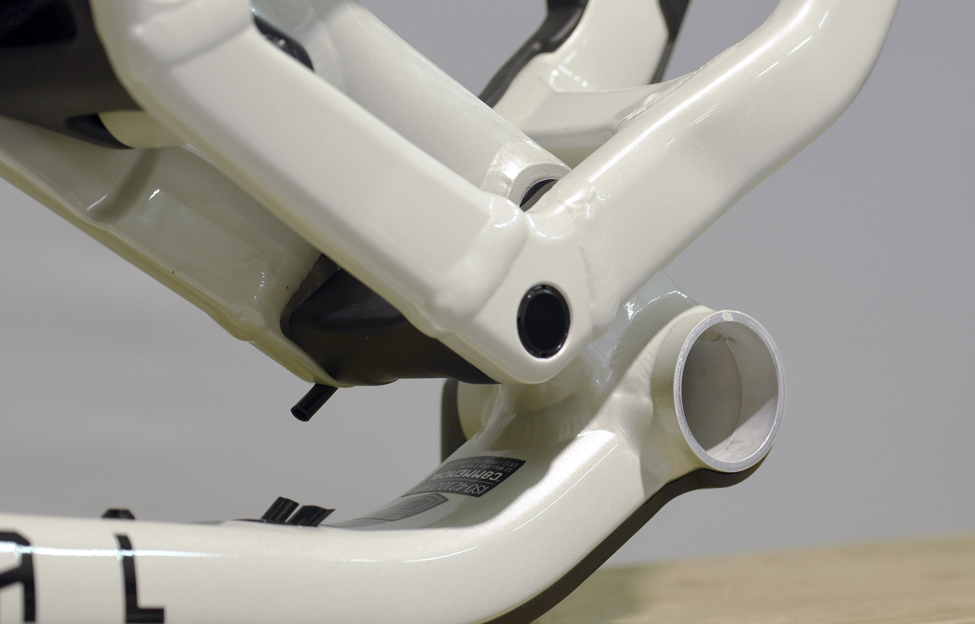 FRAME COMMENCAL META SX V5 CLEAR SILVER - S (23230401) image number null