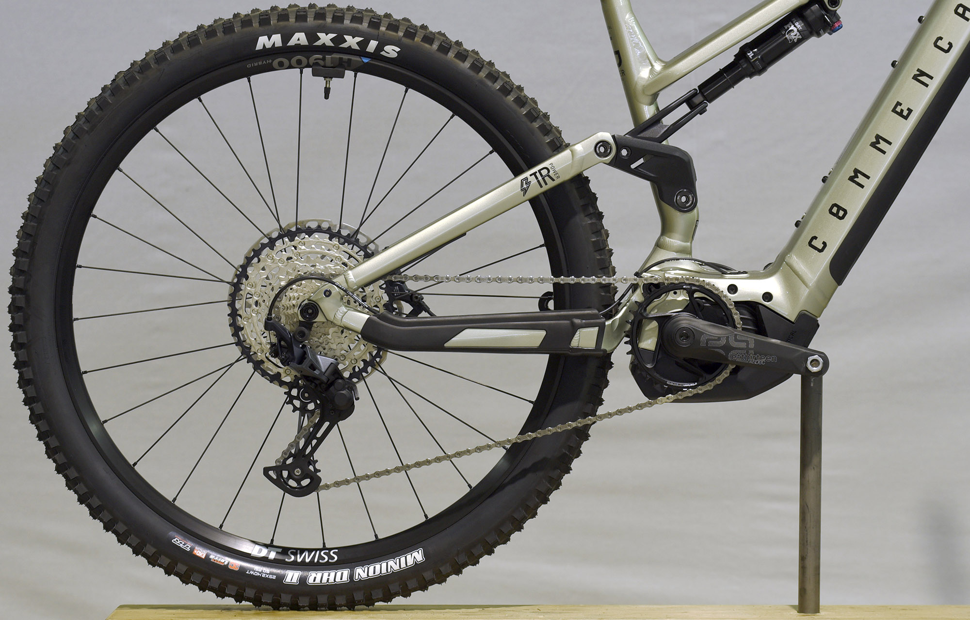 COMMENCAL META POWER TR BOSCH ESSENTIAL 70´S GREEN - L (22182303) 0km image number null