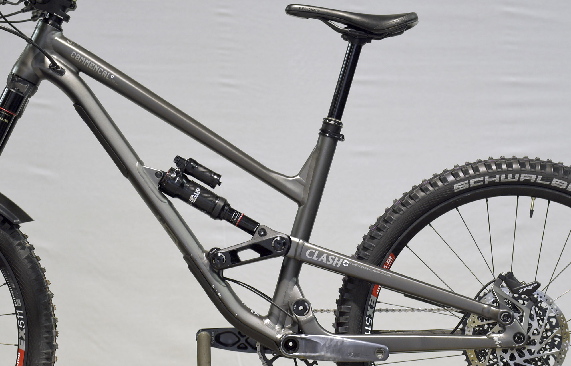 COMMENCAL CLASH RACE DARK SLATE - M (22131502) image number null