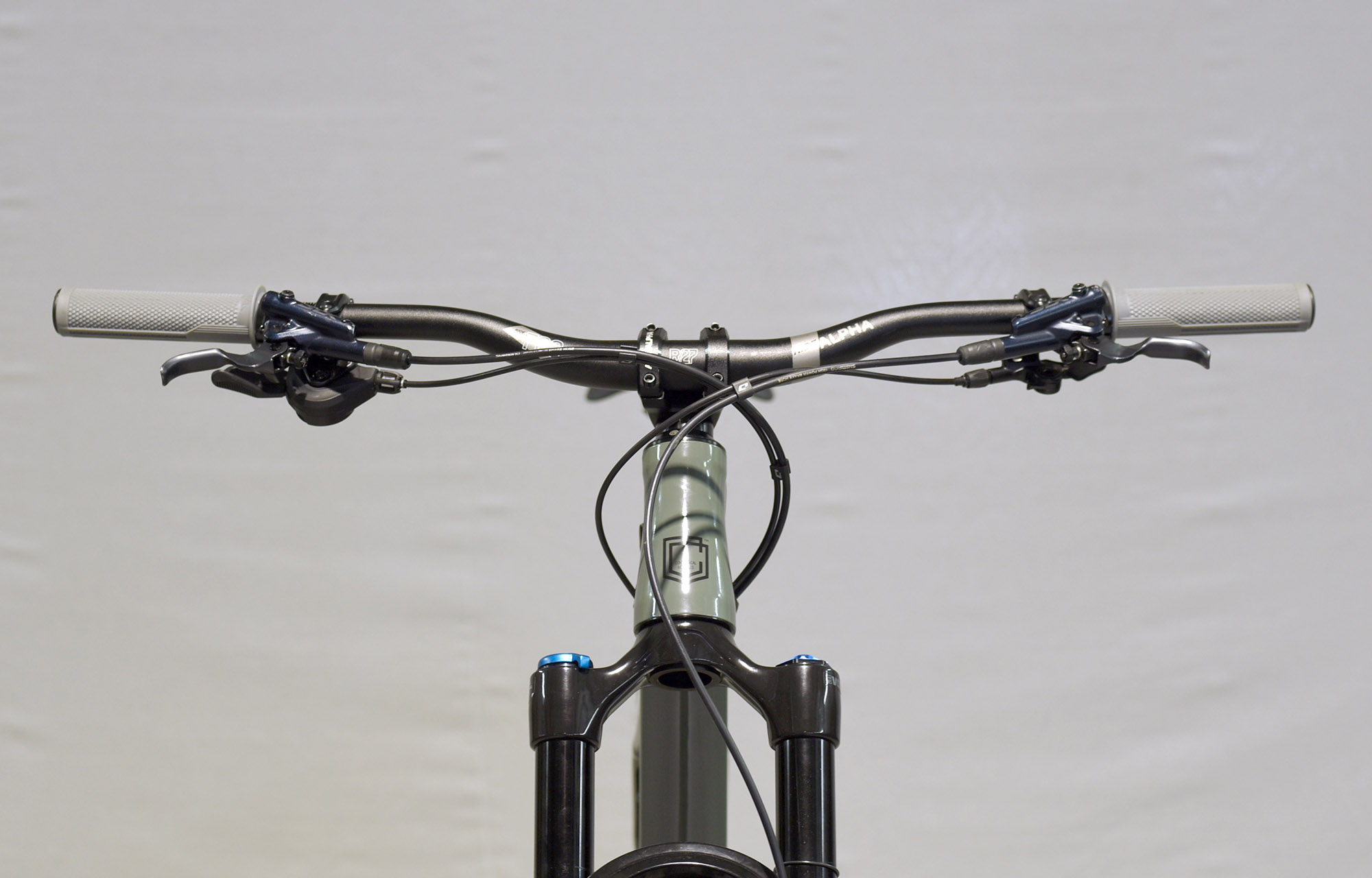 COMMENCAL META TR ESSENTIAL KESWICK GREEN - M (22120302) image number null