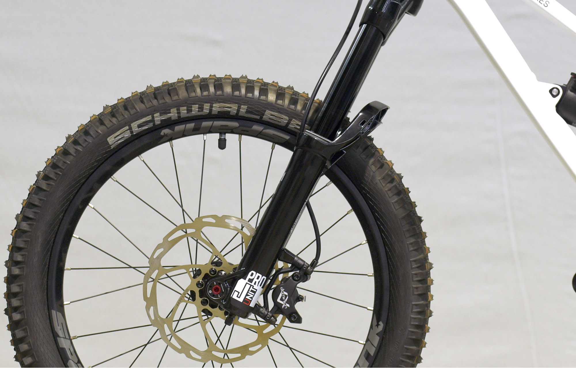 COMMENCAL CLASH 20 V2 PURE WHITE - 20 (22175300) image number null