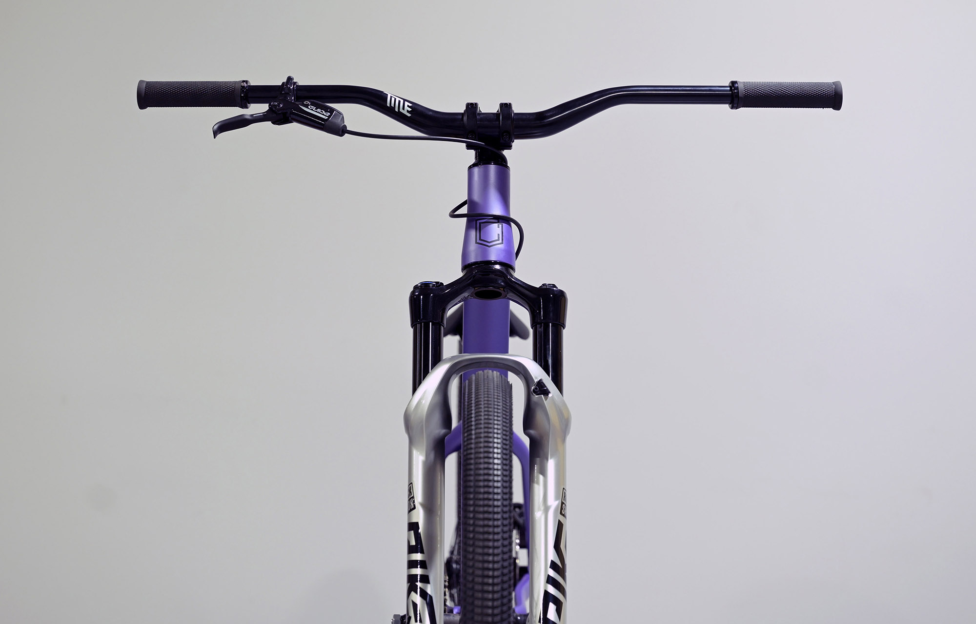 COMMENCAL ABSOLUT RS METALLIC LILAC - M (22140402) image cover number large 3