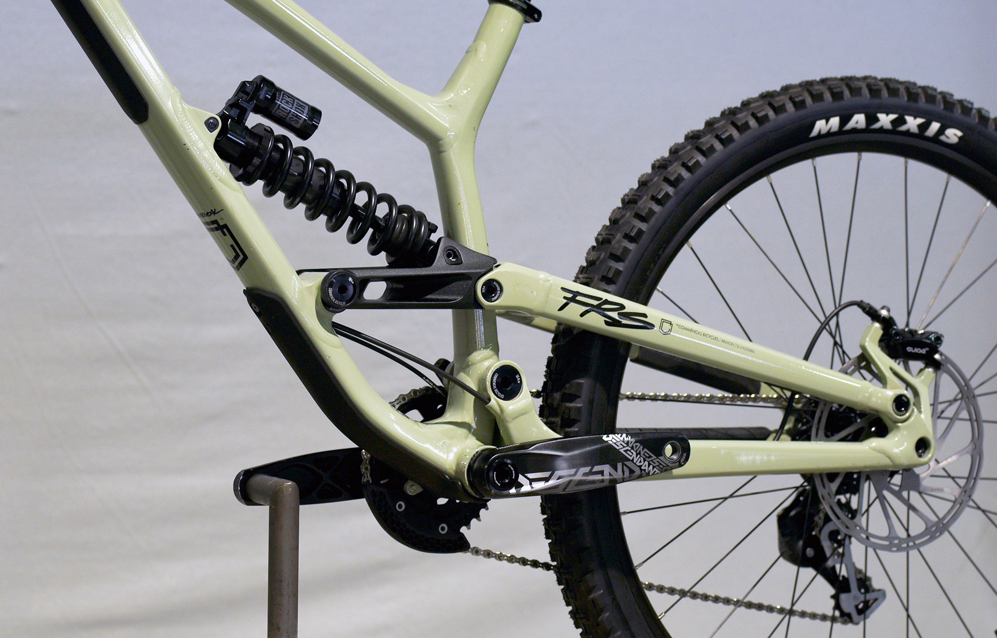 COMMENCAL FRS RIDE - M (22150403) image number null