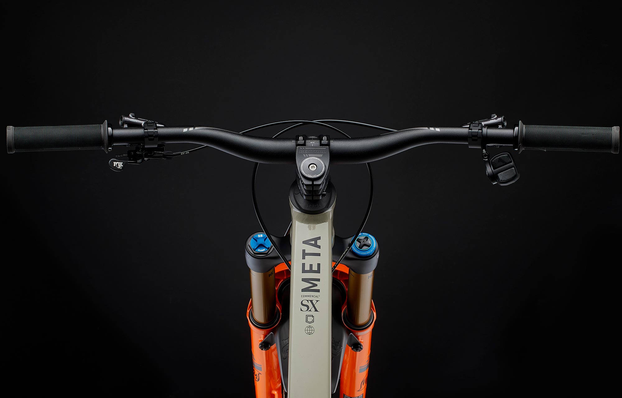 COMMENCAL META SX V5 T-TYPE CHALK image number null
