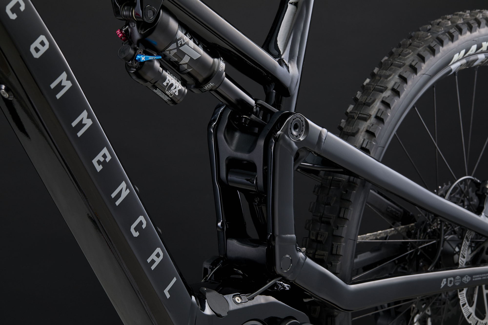 COMMENCAL META POWER SX 400 ESSENTIAL EAGLE 90 2026 image number null