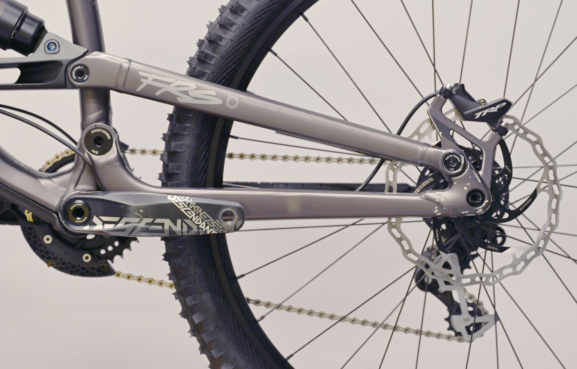 COMMENCAL FRS ESSENTIAL DARK SLATE - L (22150503) image number null