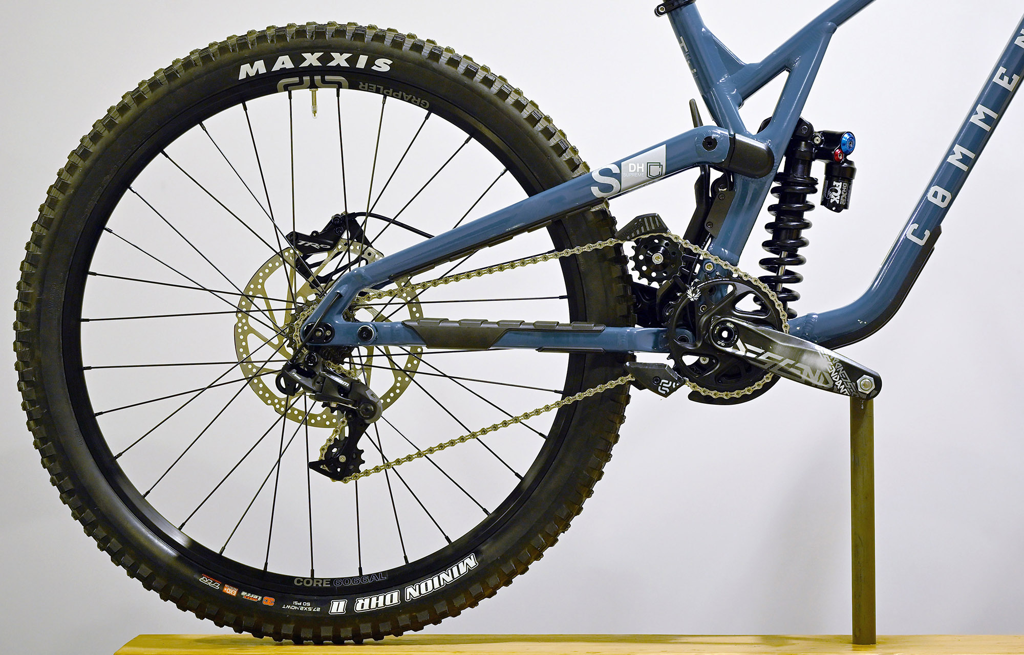 COMMENCAL SUPREME DH V5 ESSENTIAL AQUA BLUE - L (23150103) image number null
