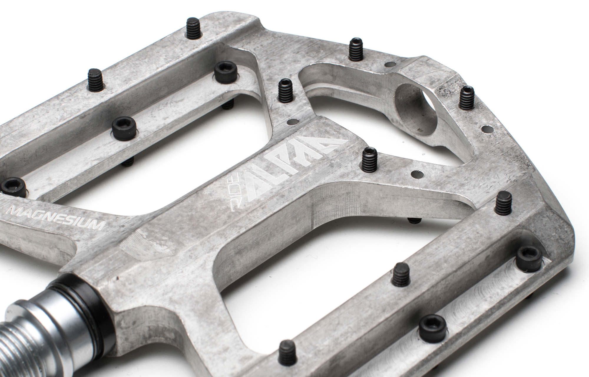 RIDE ALPHA MAGNESIUM PEDALS SILVER image number null