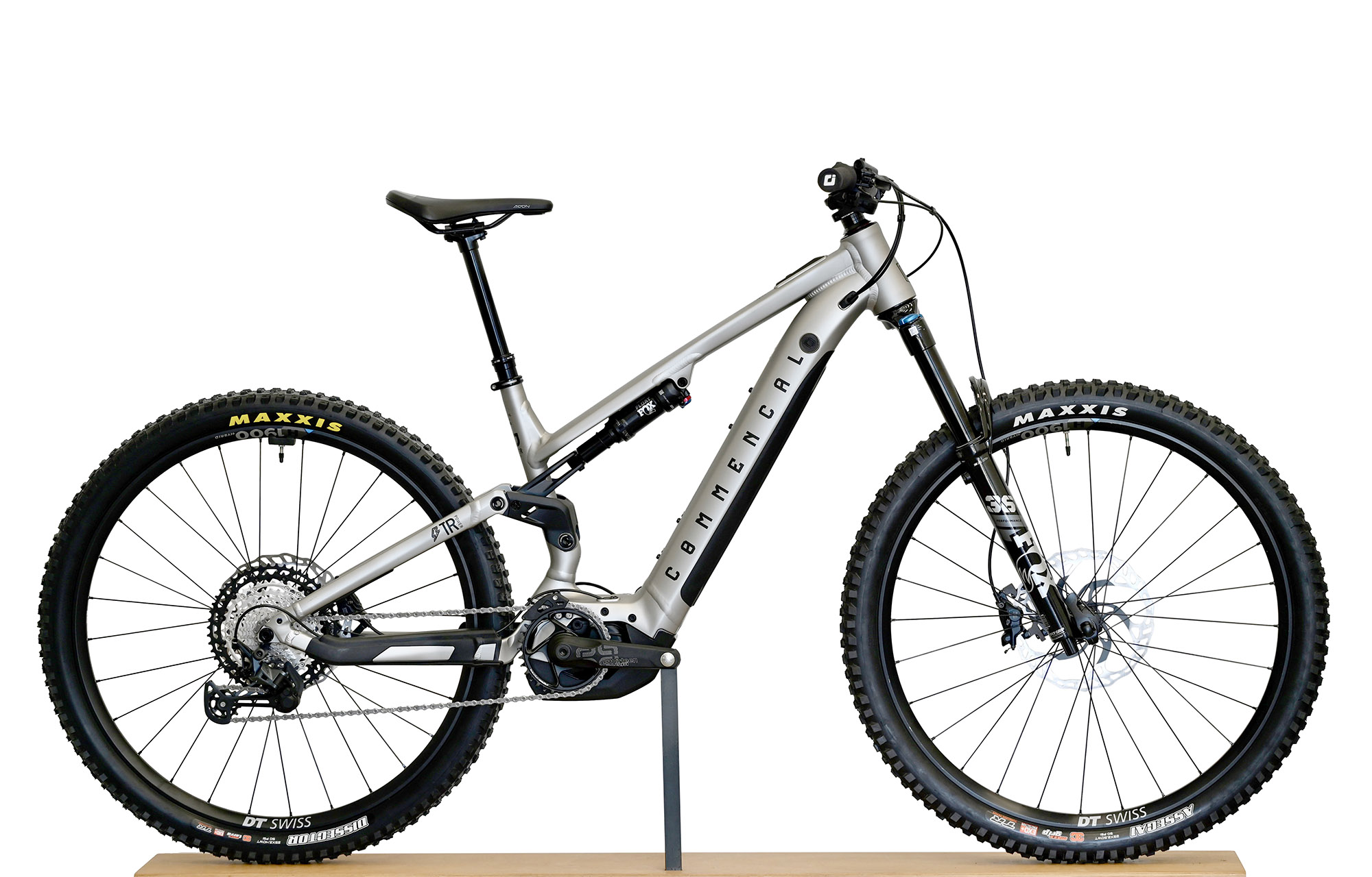 COMMENCAL META POWER TR BOSCH ESSENTIAL SILVER - M (22180202) image number null