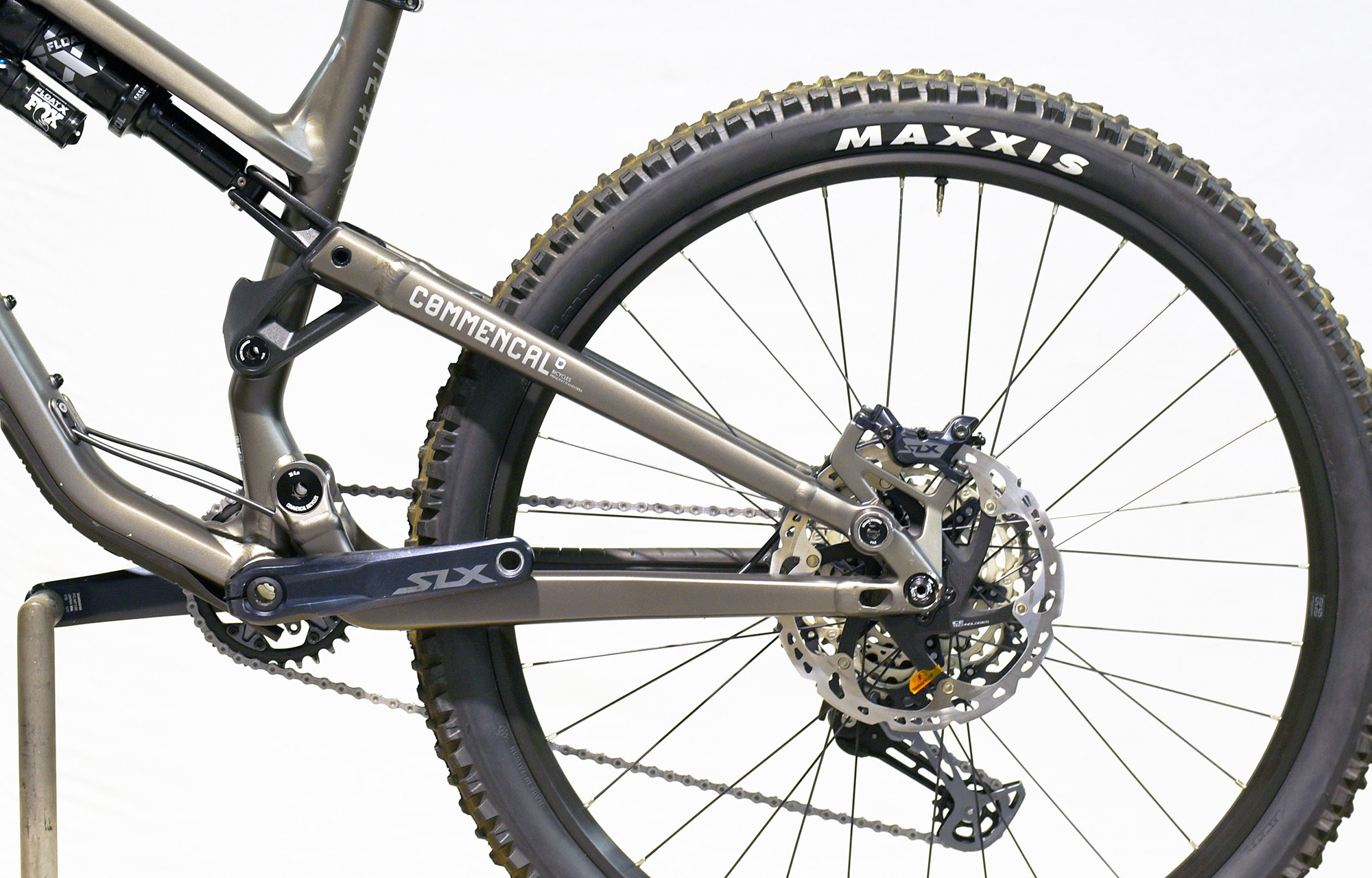 COMMENCAL META SX V4 ESSENTIAL - M (22130602) image number null