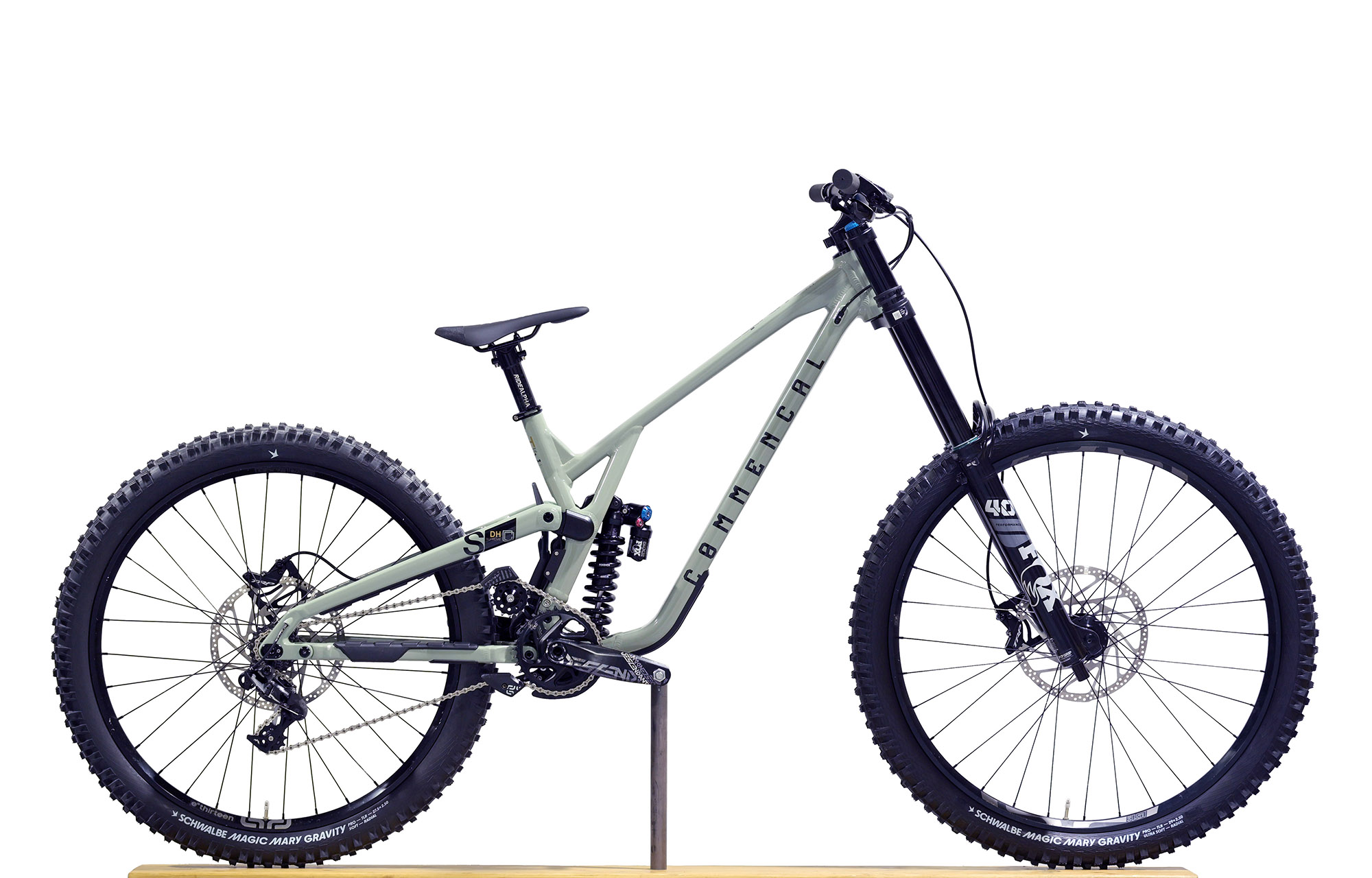 COMMENCAL SUPREME DH V5 ESSENTIAL HERITAGE GREEN - M (22150802) image number null