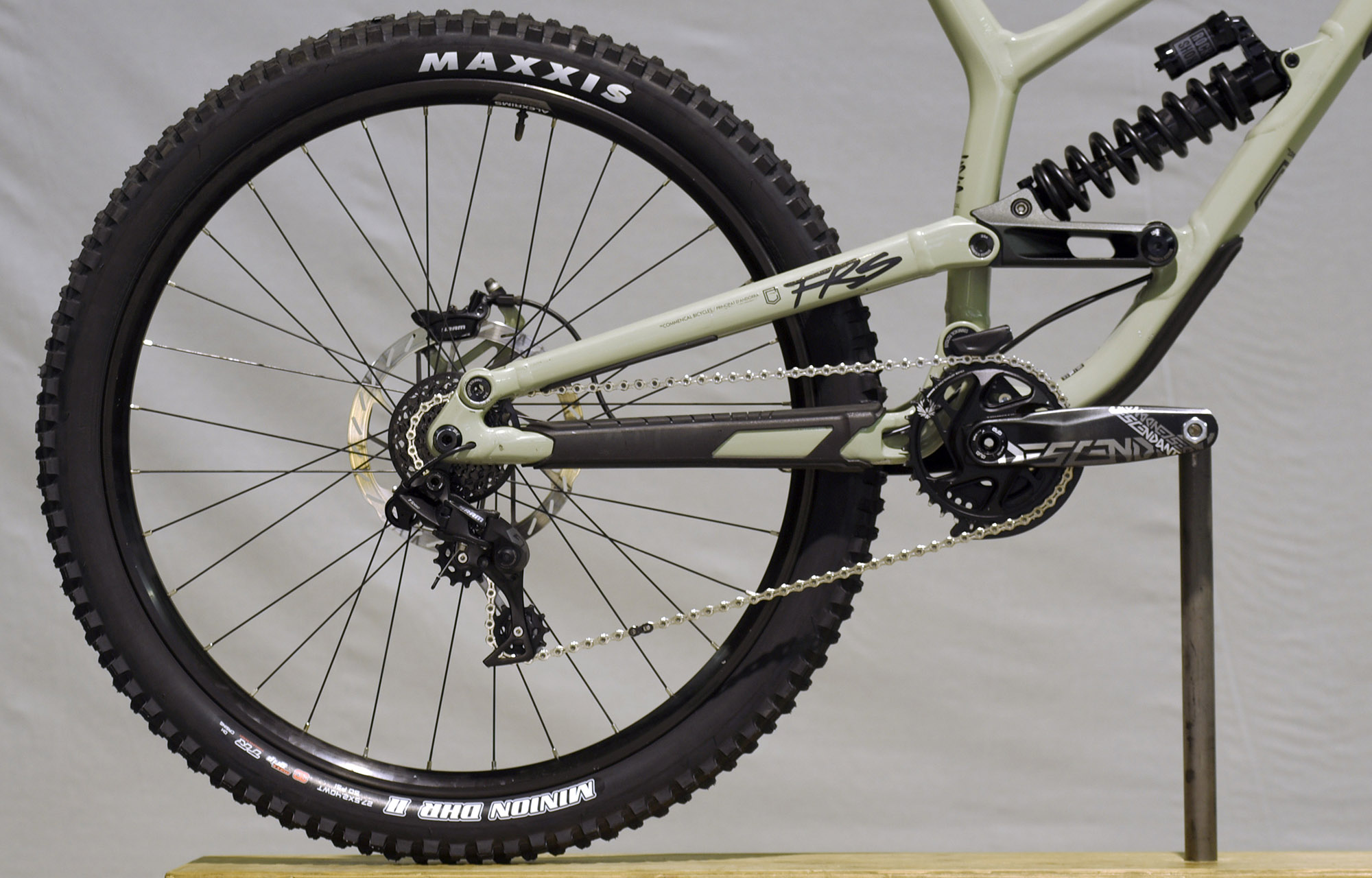 COMMENCAL FRS RIDE HERITAGE GREEN - M (22150402) image number null