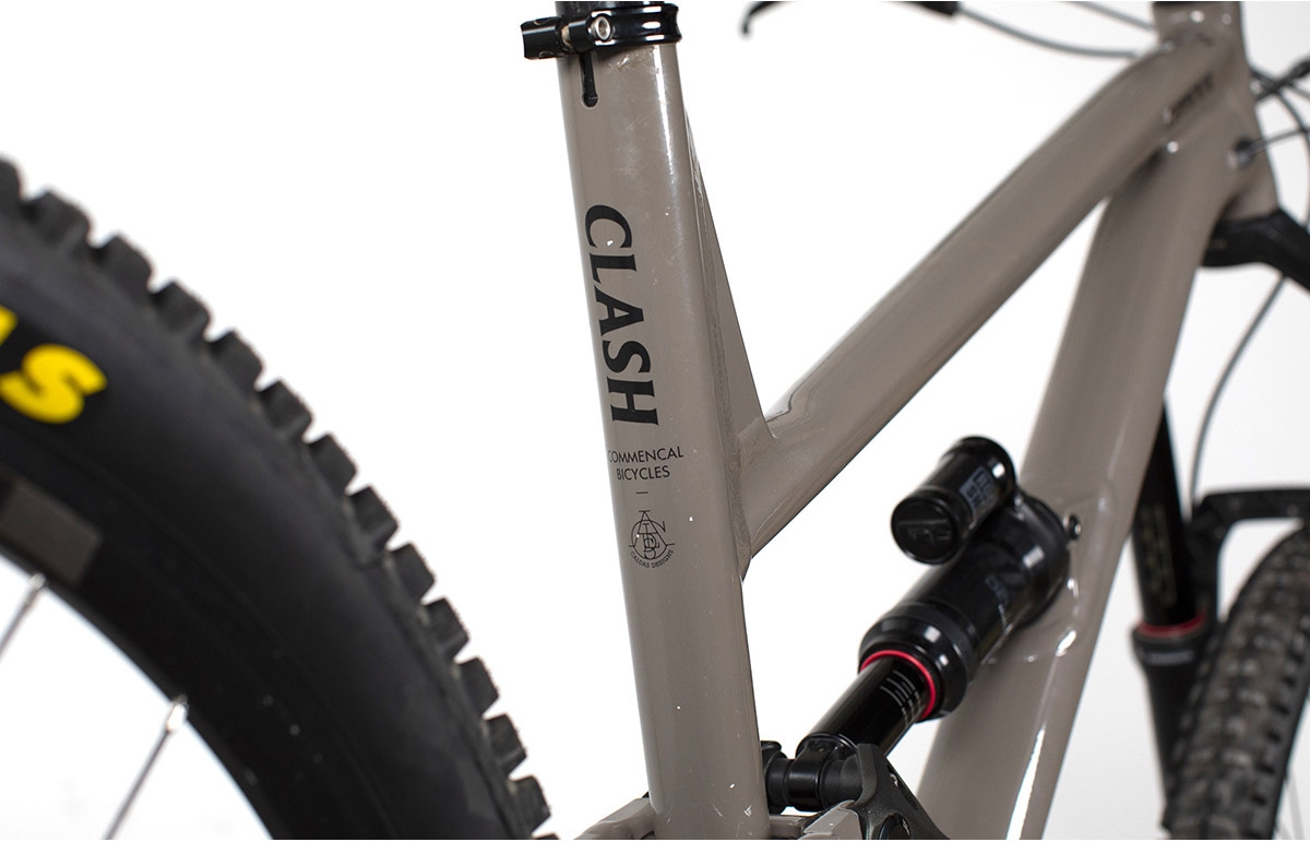 COMMENCAL CLASH RIDE DIRT (XL) image number null