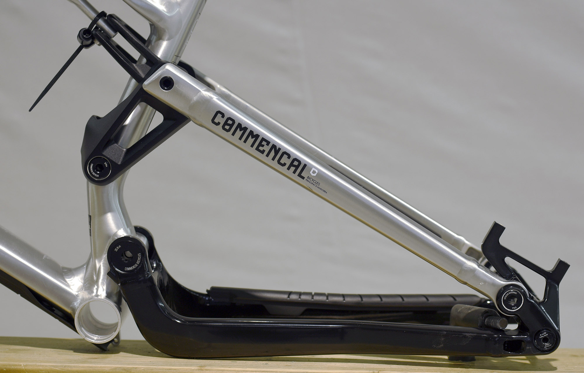 FRAME COMMENCAL META TR BRUSHED - L (22220303) image large number 4