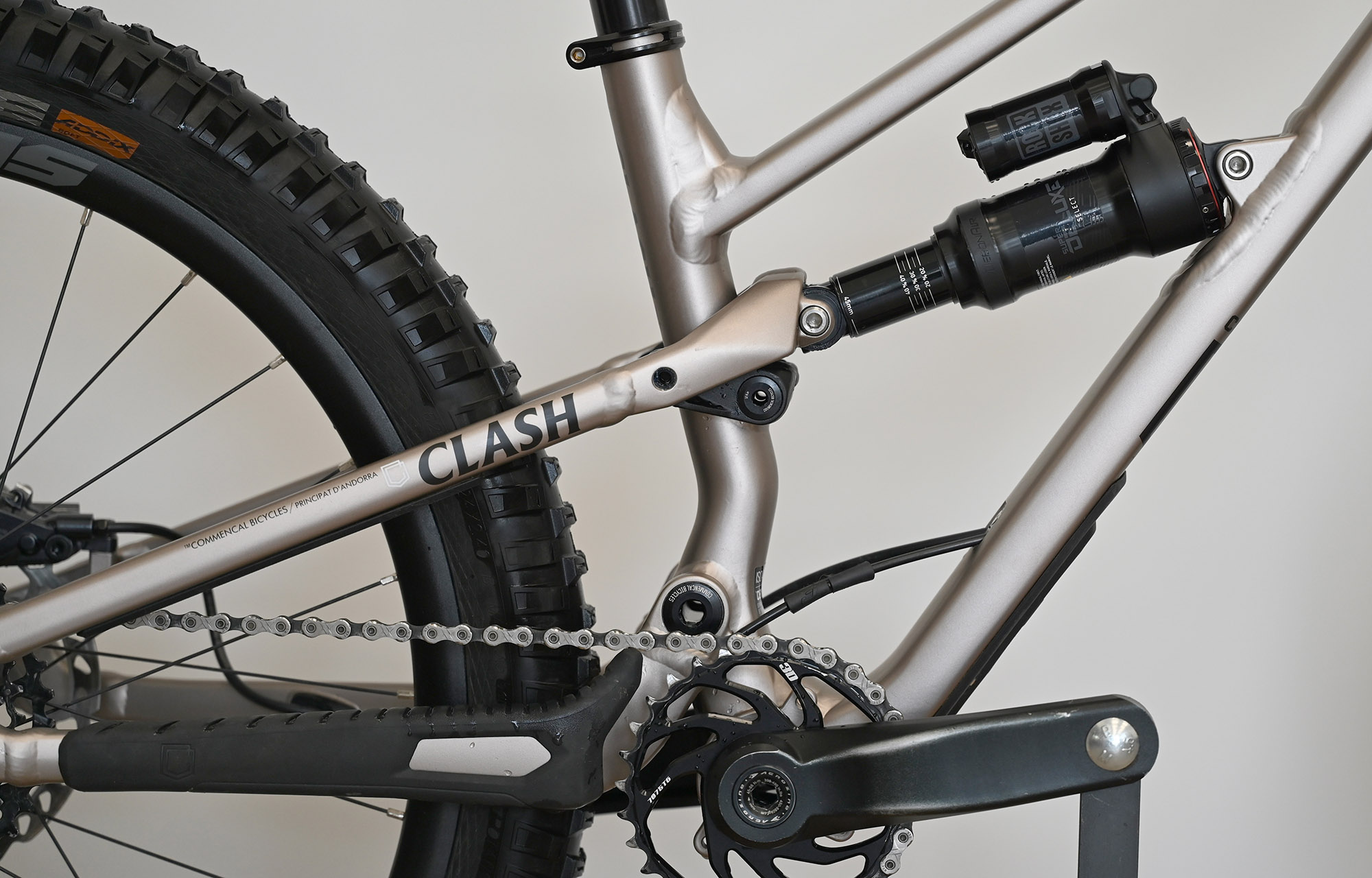 COMMENCAL CLASH 24 V2 CHAMPAGNE (22170600) image cover number large 1