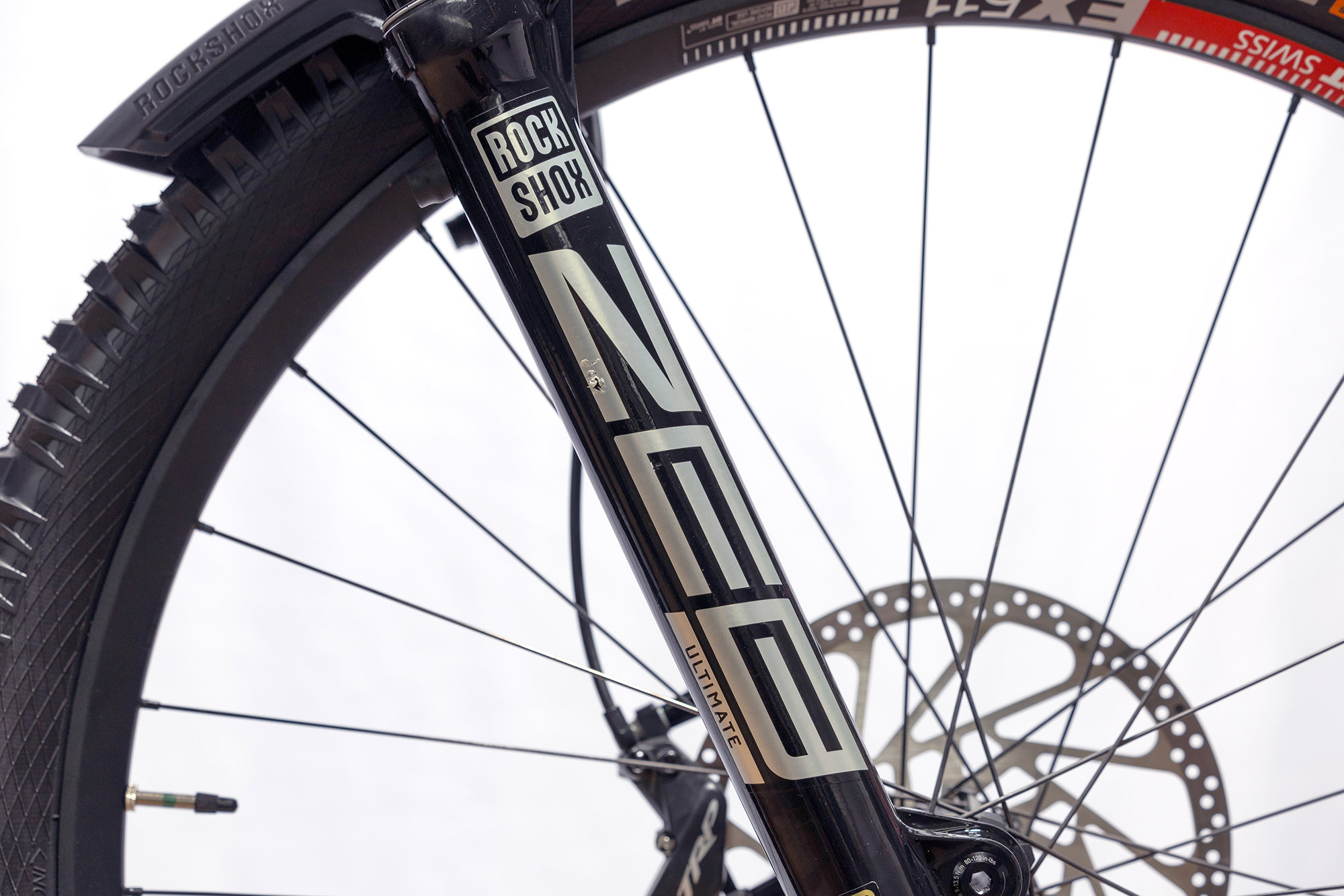 COMMENCAL META SX V4 RACE PURE WHITE - M (22134902) image number null