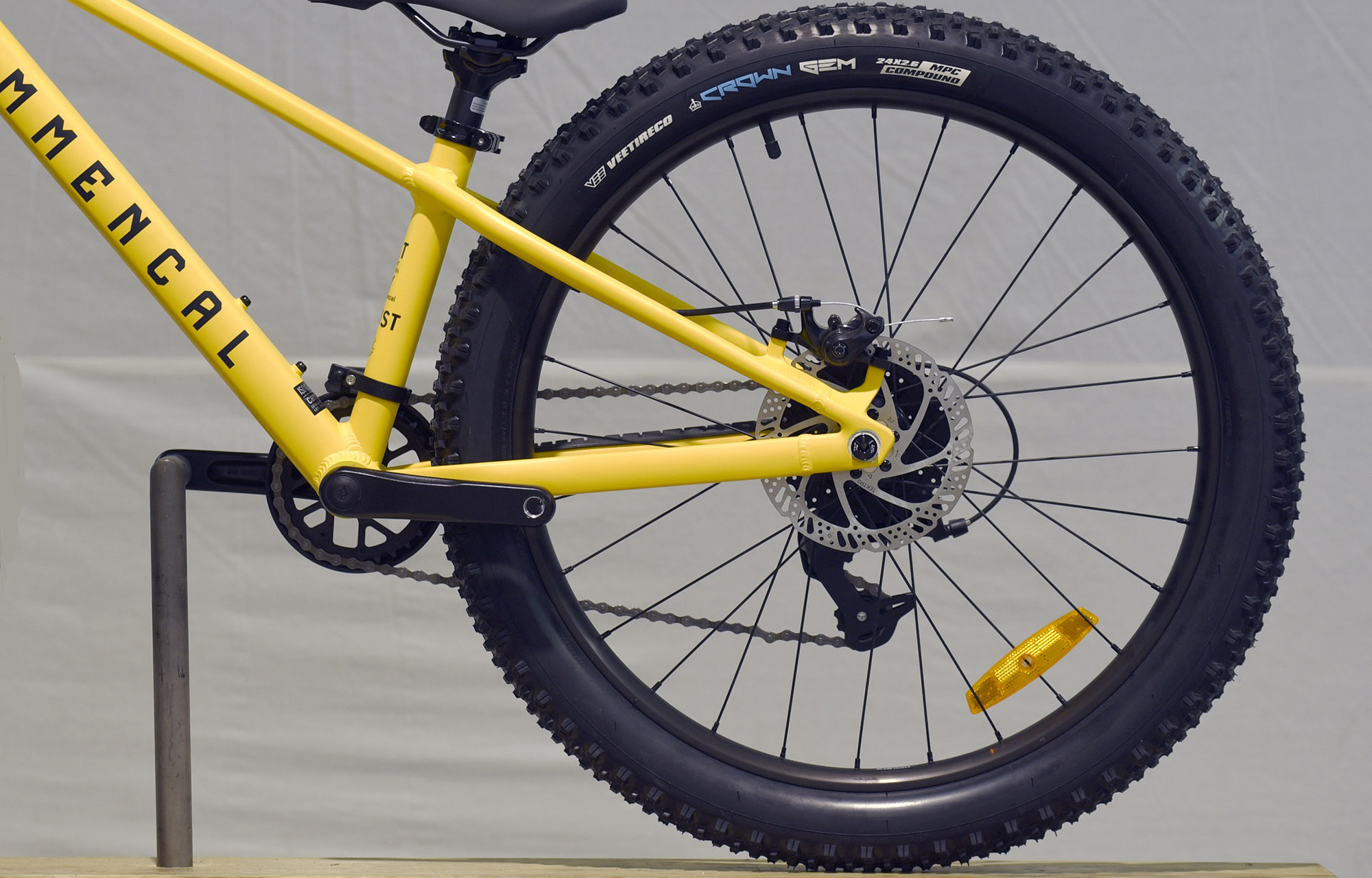 COMMENCAL RAMONES 24 TRIGGER SHIFTER OHLINS YELLOW - (23177893) image number null
