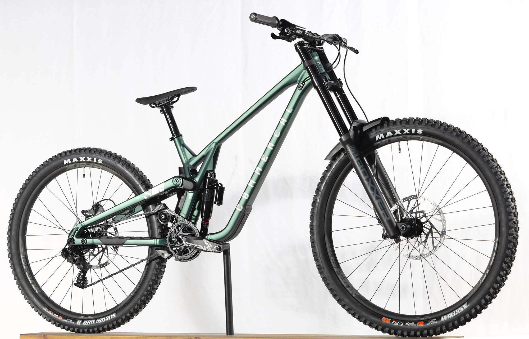 COMMENCAL SUPREME DH V5 RIDE METALLIC GREEN - L image number null