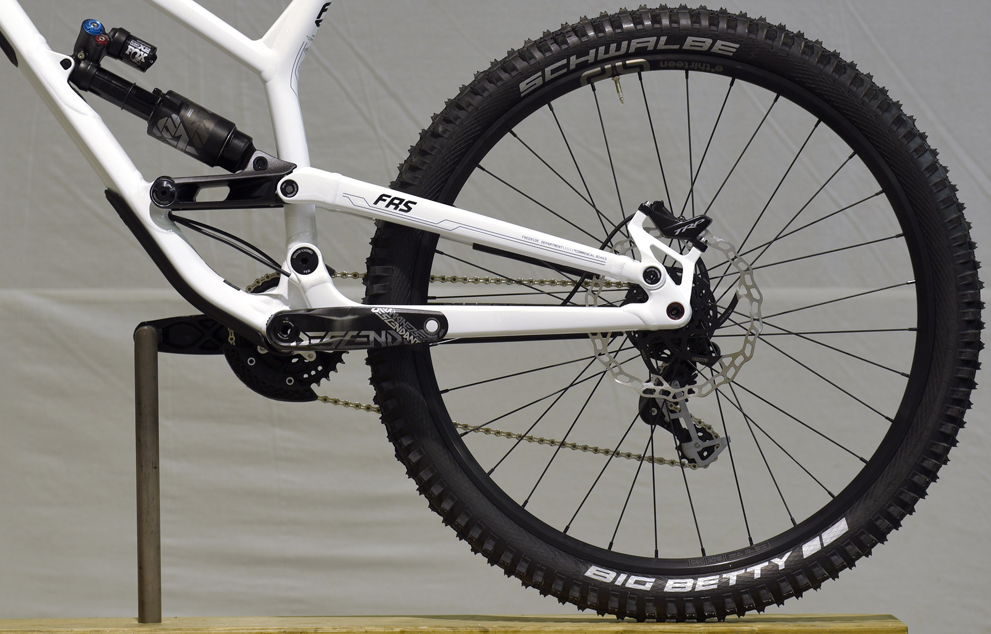 COMMENCAL FRS ESSENTIAL PURE WHITE - M (22150502) image cover number large 5