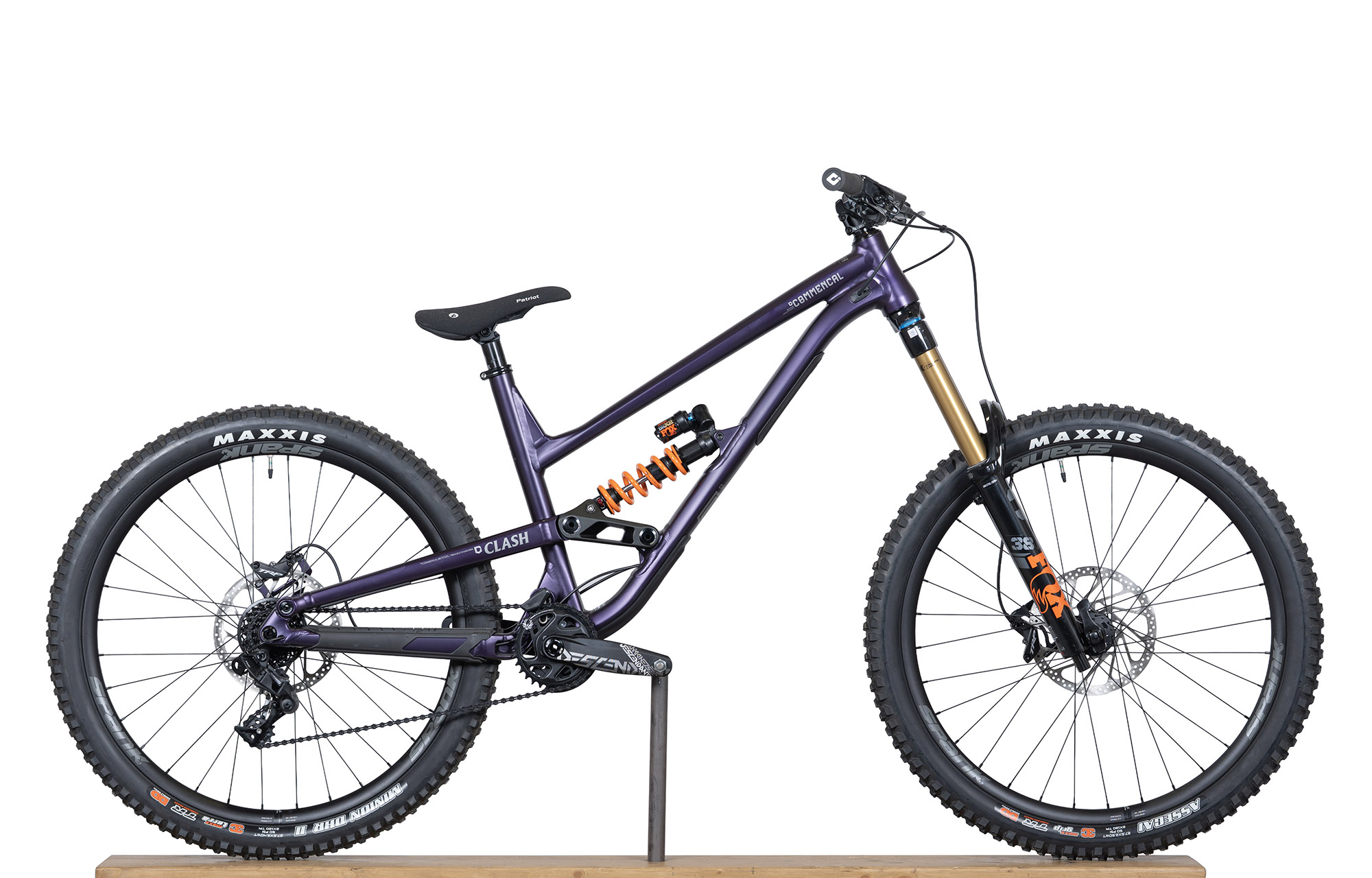 COMMENCAL CLASH PARK EDITION METALLIC PURPLE - L (22131703) image number null