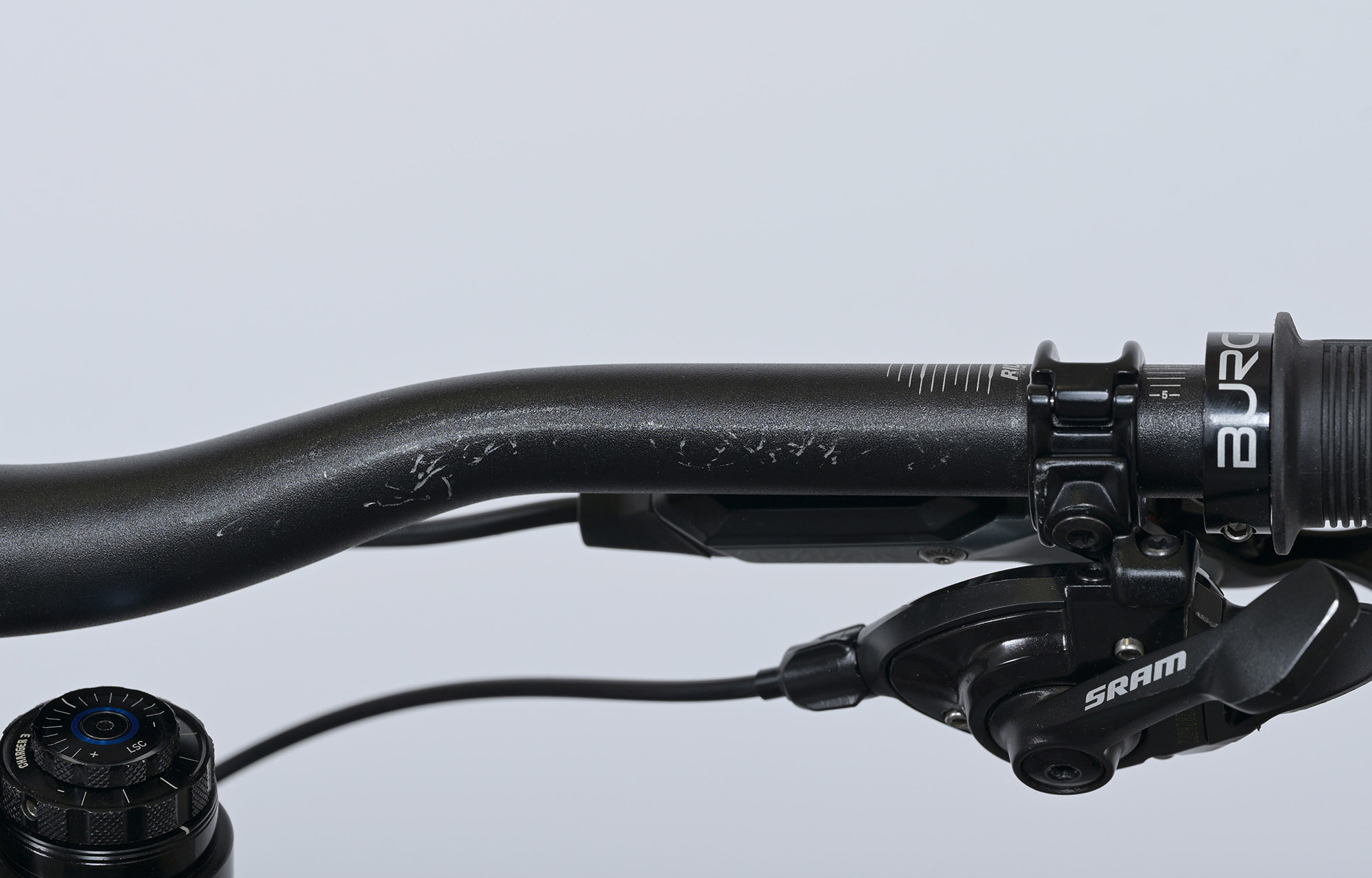 COMMENCAL SUPREME DH V5 ROCKSHOX PURE WHITE - M (24157102) image cover number large 12