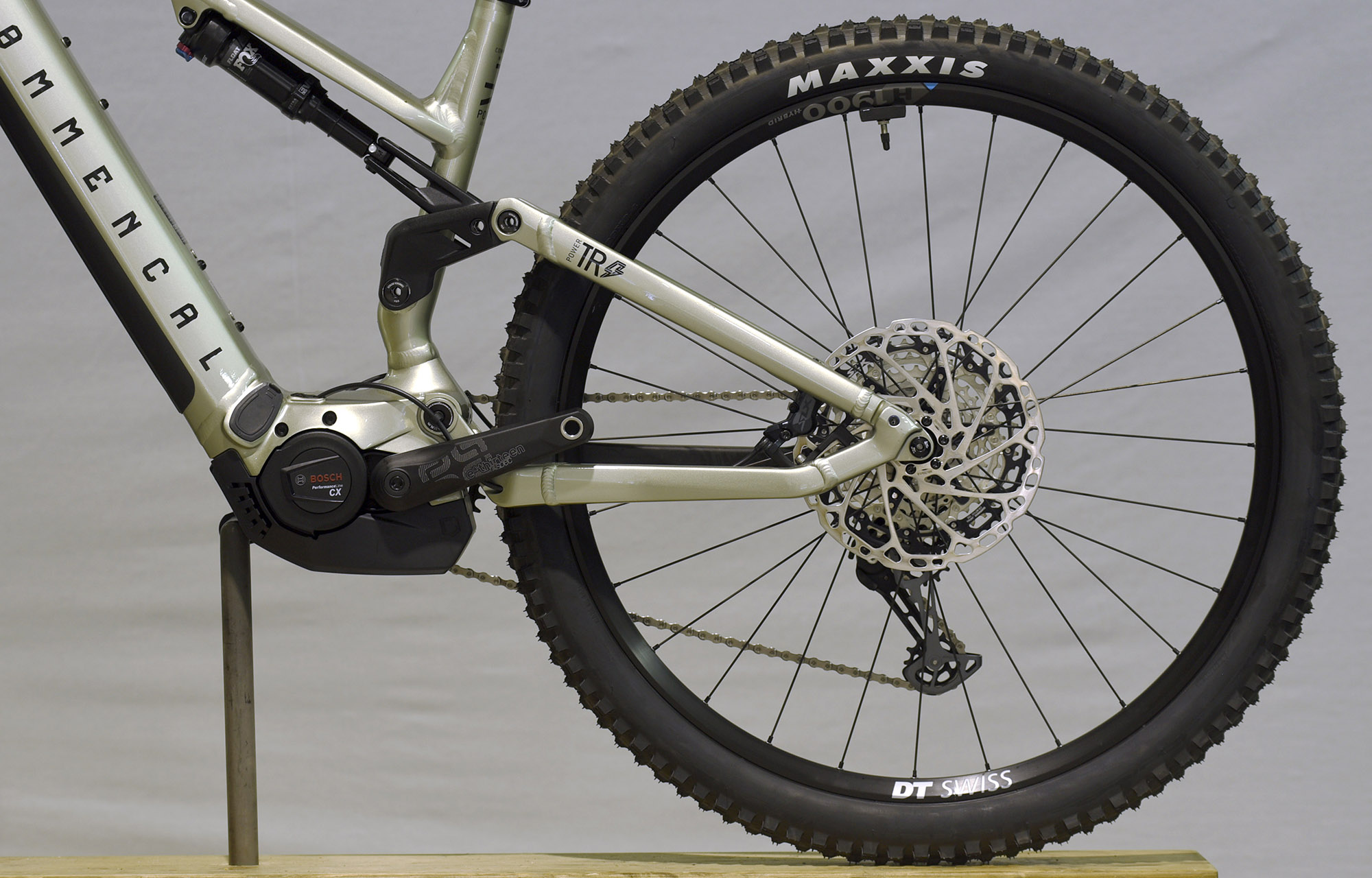 COMMENCAL META POWER TR BOSCH ESSENTIAL 70´S GREEN - L (22182303) 0km image number null