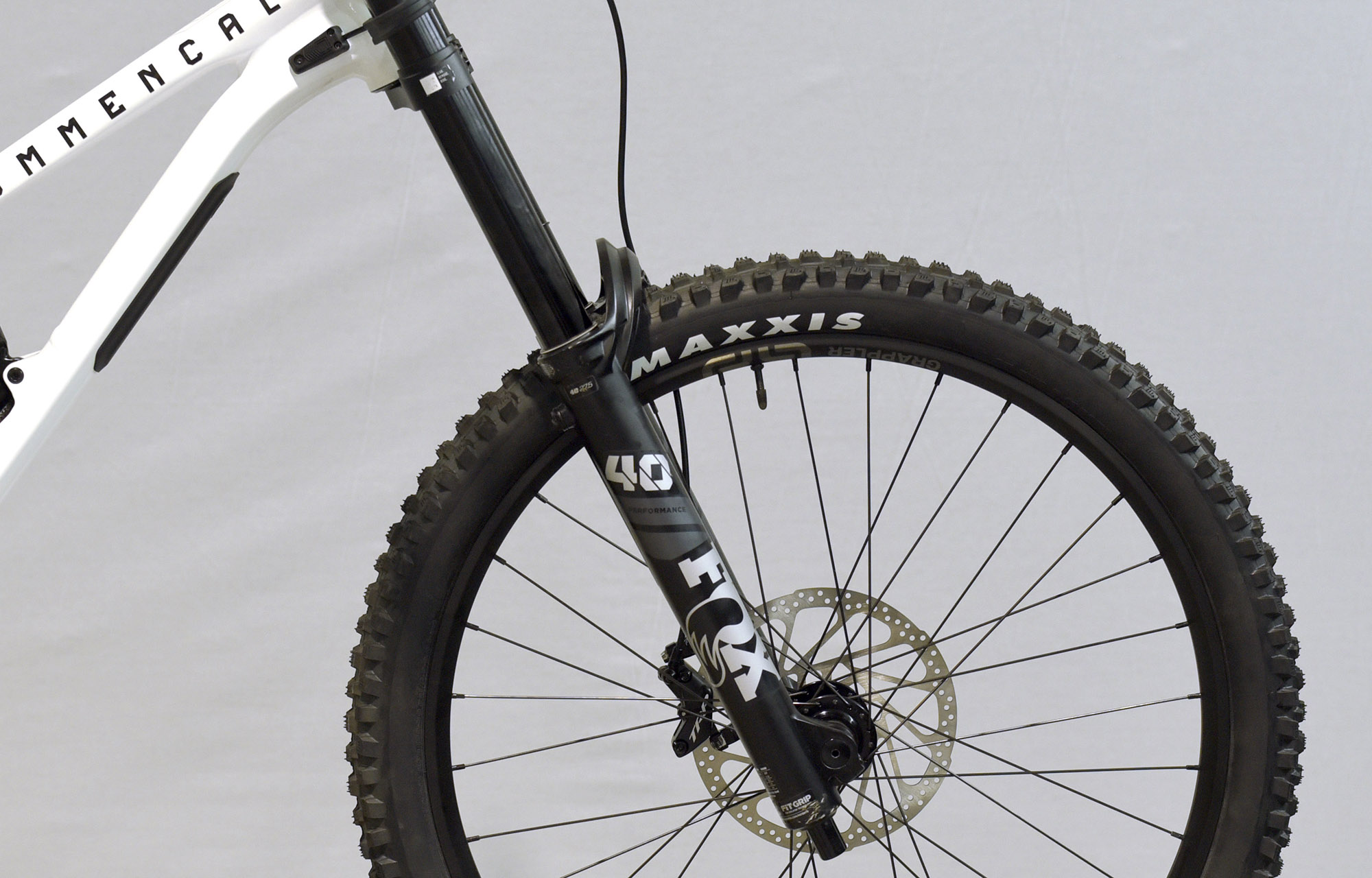 COMMENCAL FRS ESSENTIAL PURE WHITE - L (22150504) image number null