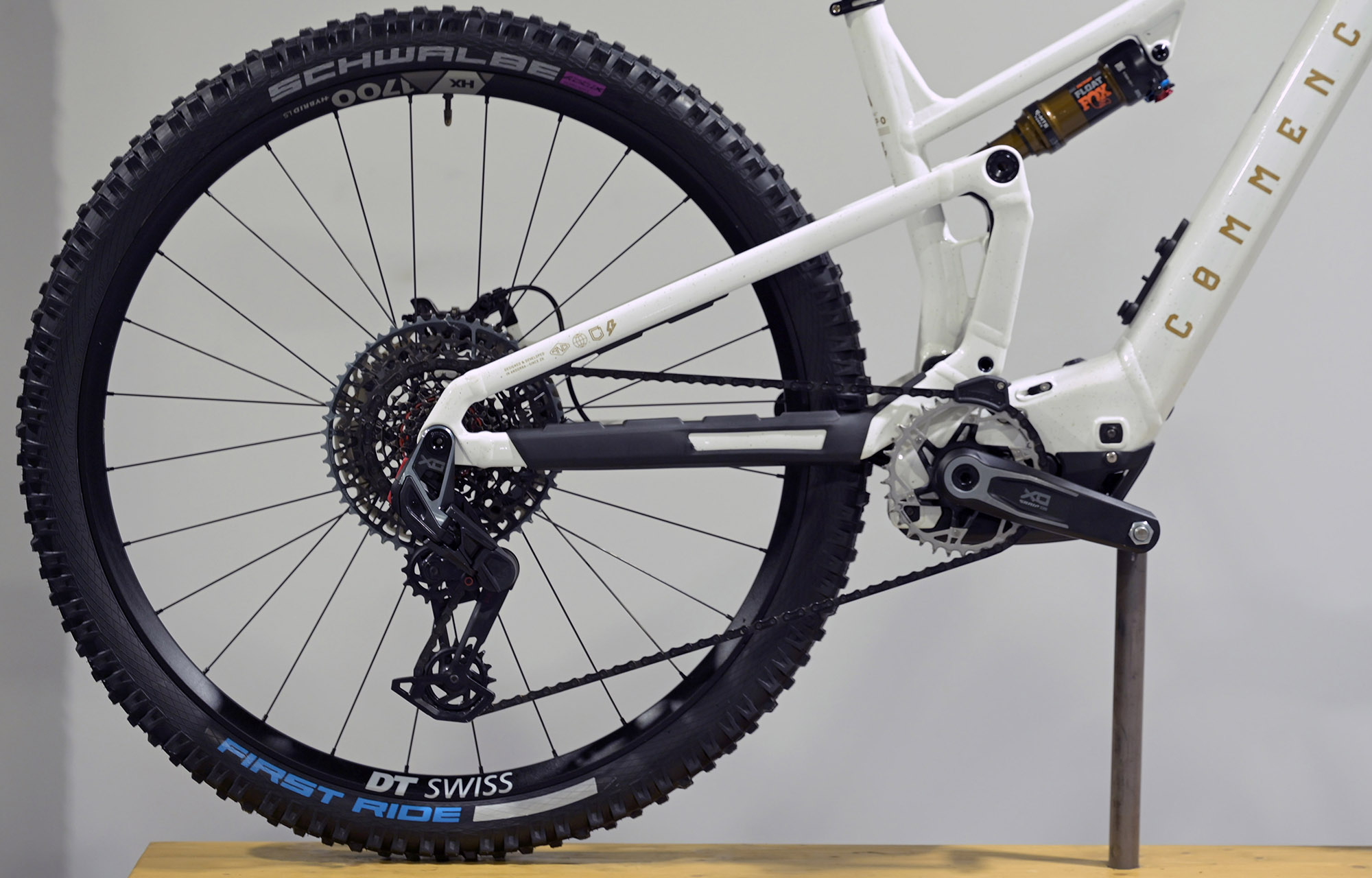 COMMENCAL T.E.M.P.O. POWER SIGNATURE AXS - M (24183092) 481 km image cover number large 0