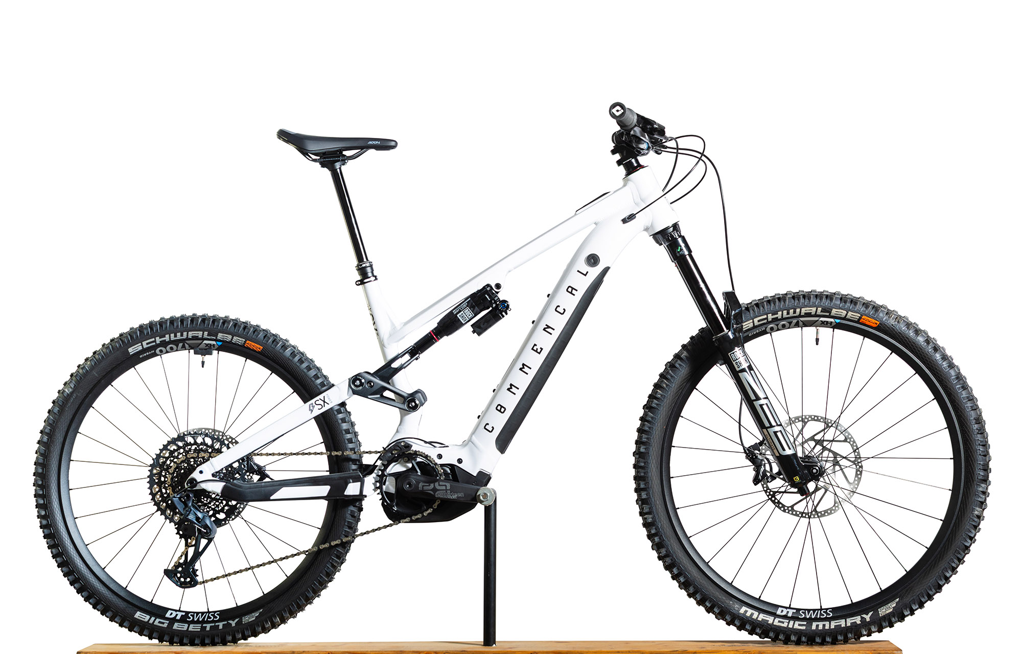 COMMENCAL META POWER SX BOSCH RACE PURE WHITE - L (22182503) 0km image number null