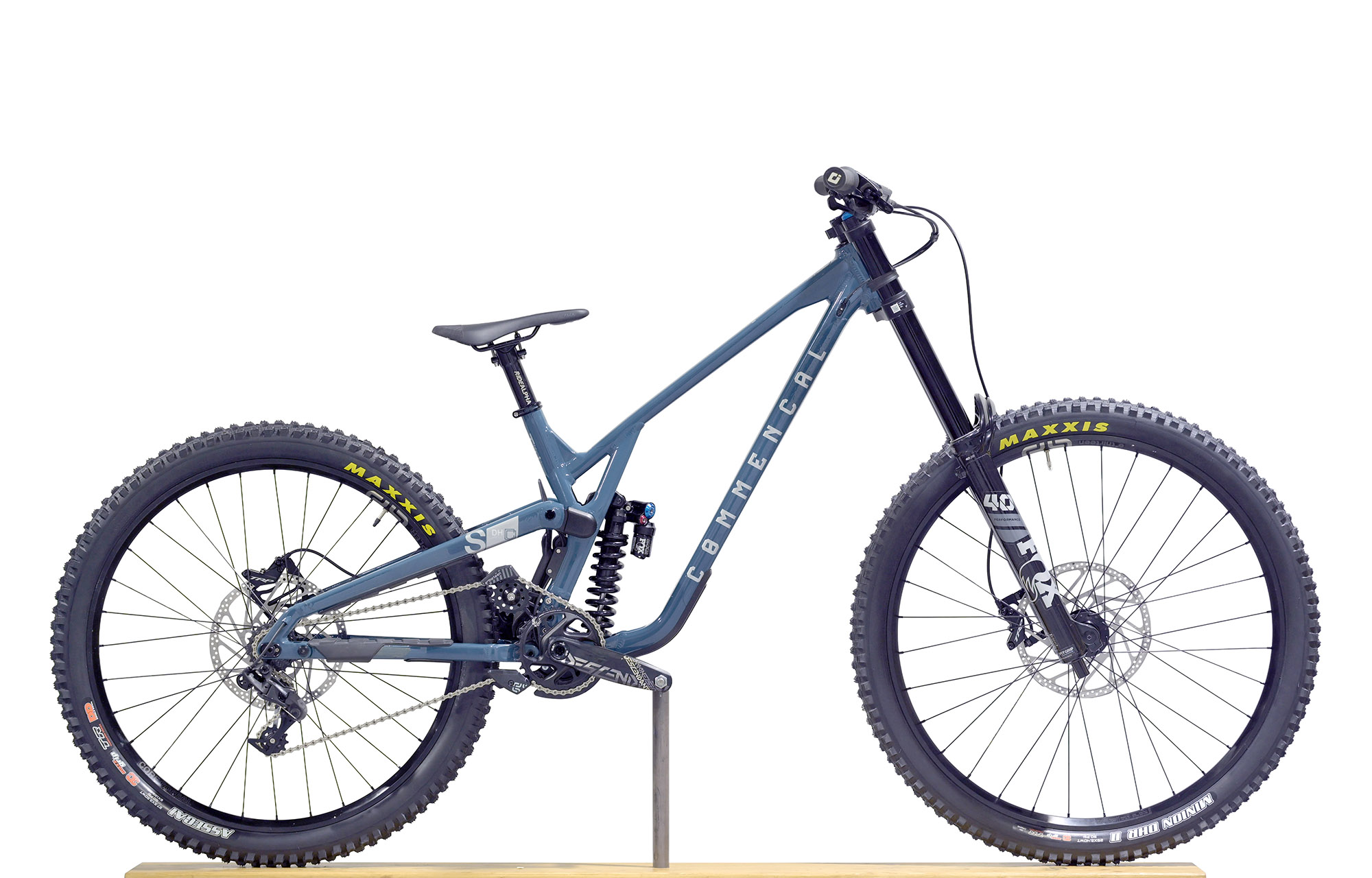 COMMENCAL SUPREME DH V5 ESSENTIAL AQUA BLUE - M (23150102) image number null