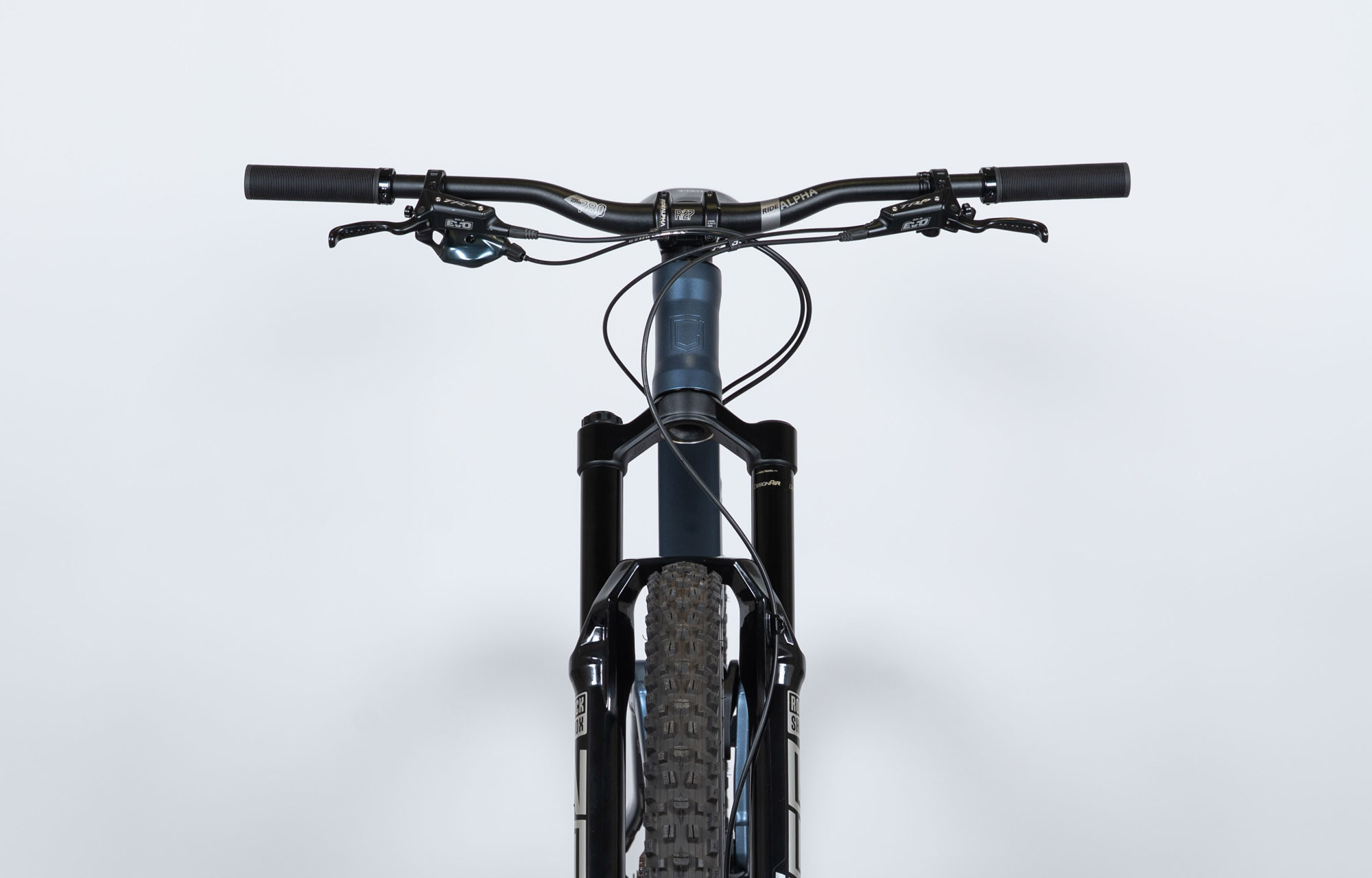 COMMENCAL META SX V5 RACE SPARKLY BLUE - L (23131703) image large number 3