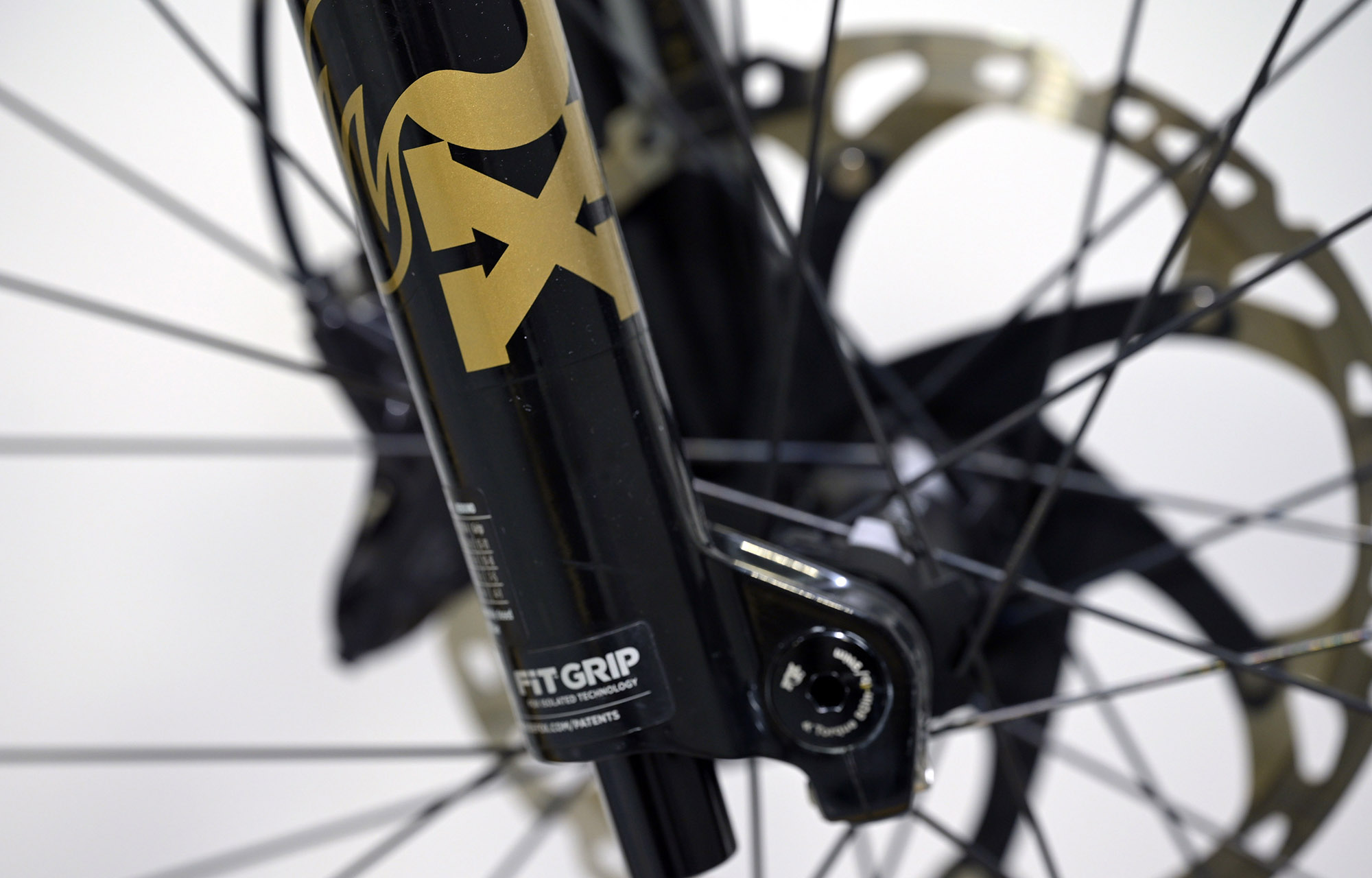 COMMENCAL T.E.M.P.O. POWER ESSENTIAL - M (24183472) 258 km image cover number large 9