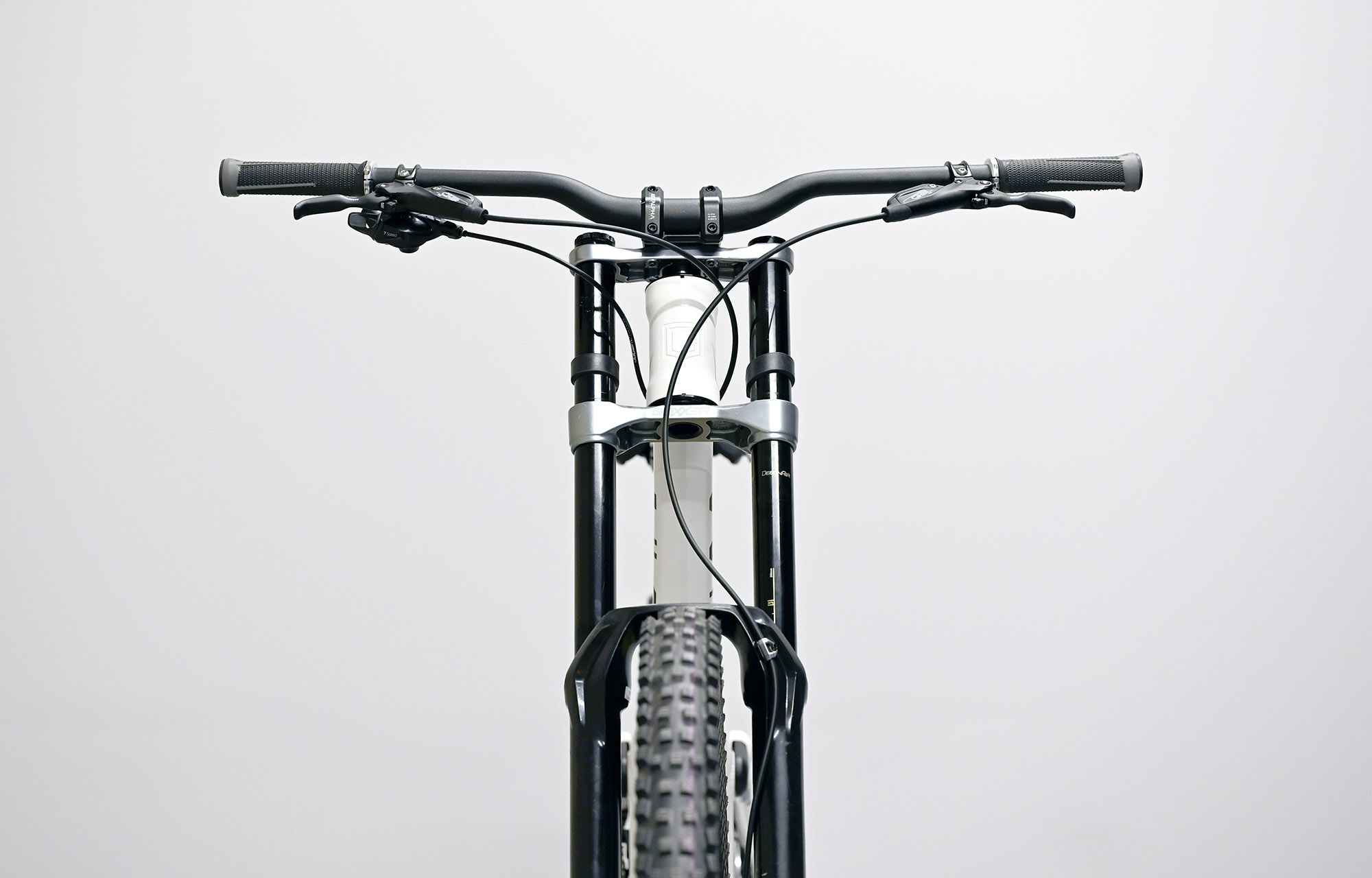 COMMENCAL SUPREME DH V5 PURE WHITE ALC - M (22102063) image number null