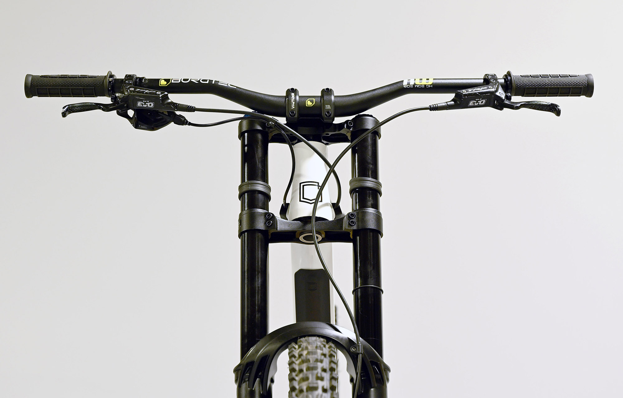 COMMENCAL FRS ESSENTIAL PURE WHITE - M (22150502) image number null