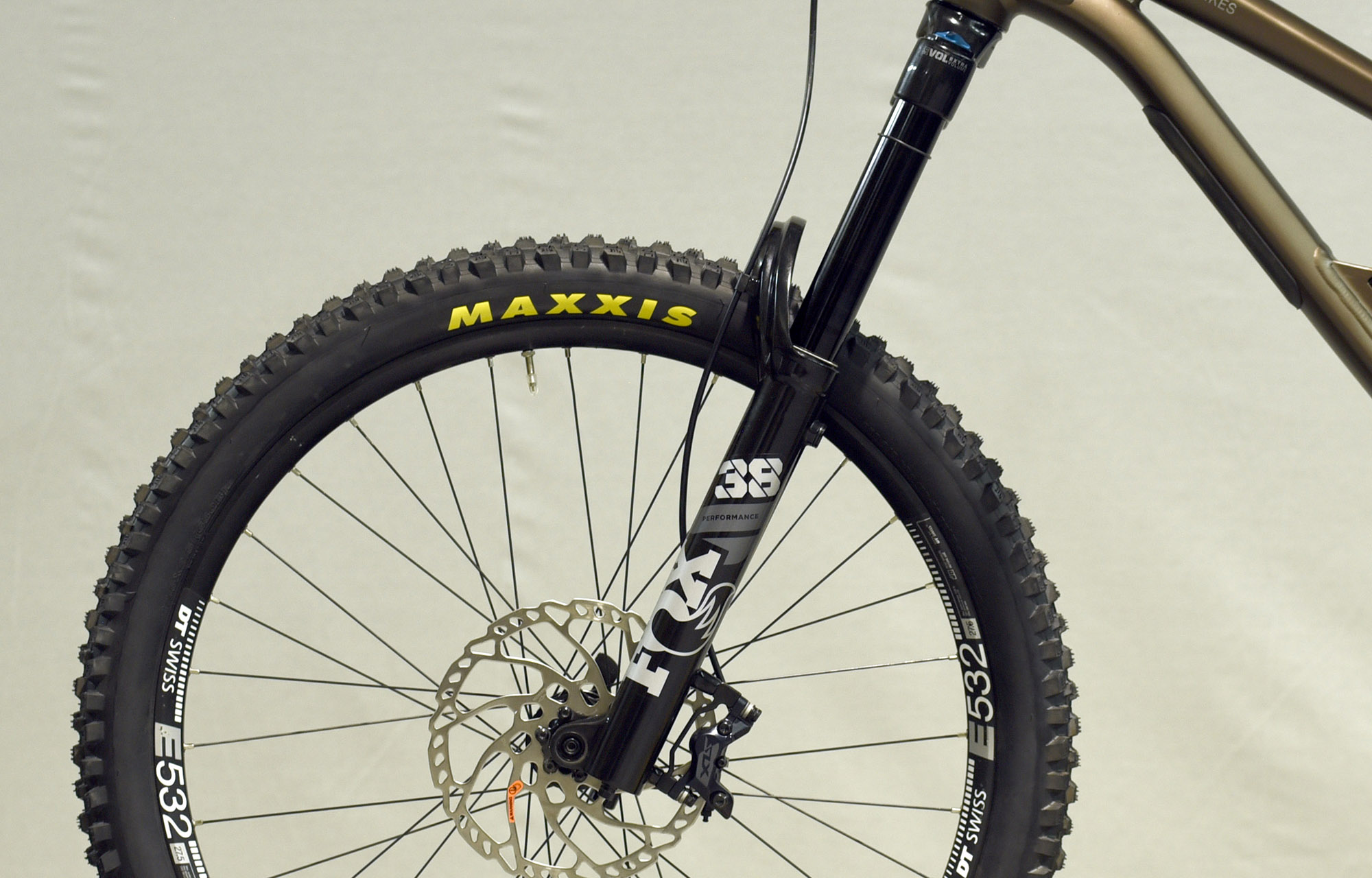 COMMENCAL CLASH ESSENTIAL FROZEN BROWN - L (22134503) image number null