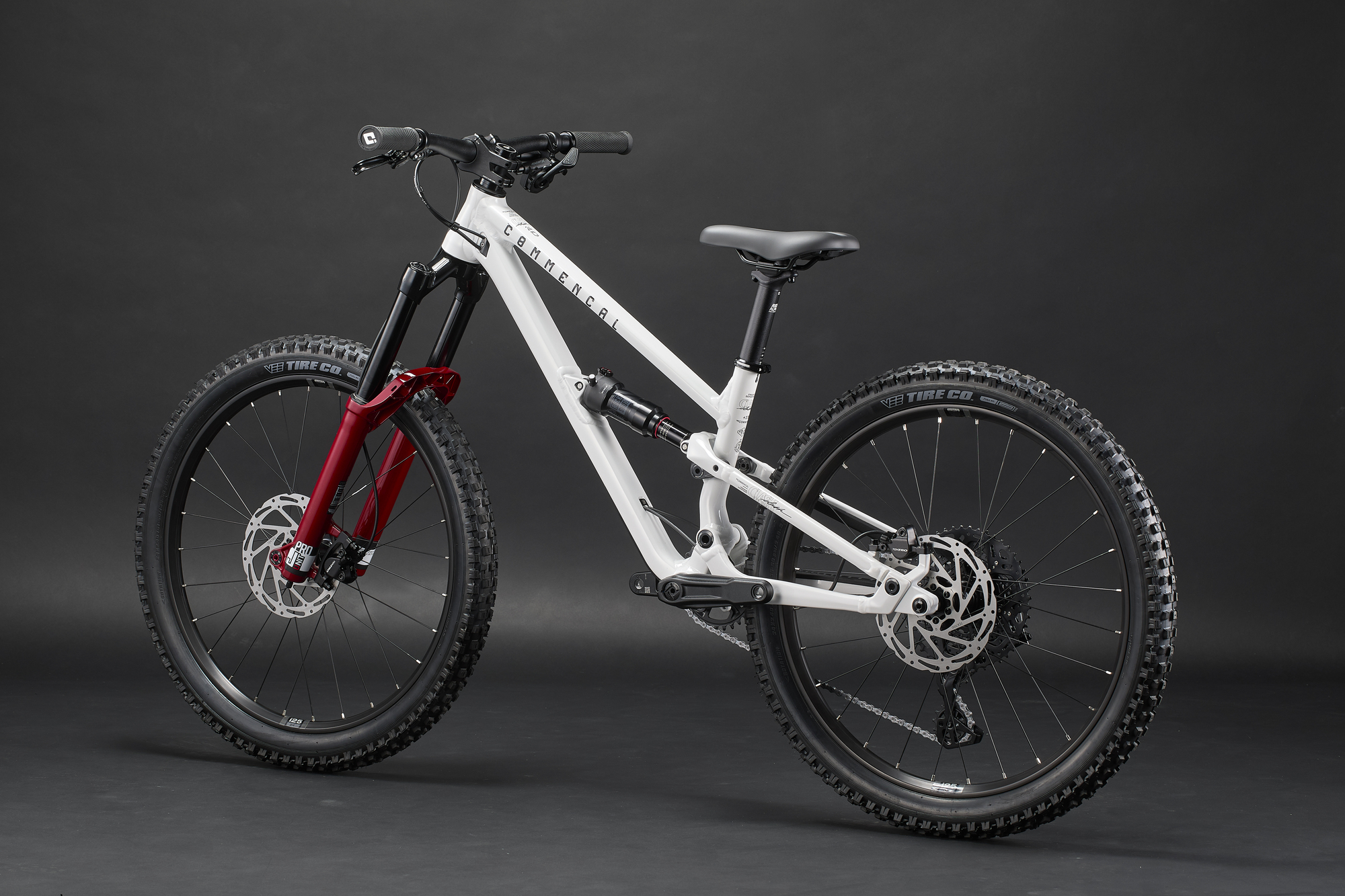 COMMENCAL CLASH 24 PURE WHITE 2027 image large number 2